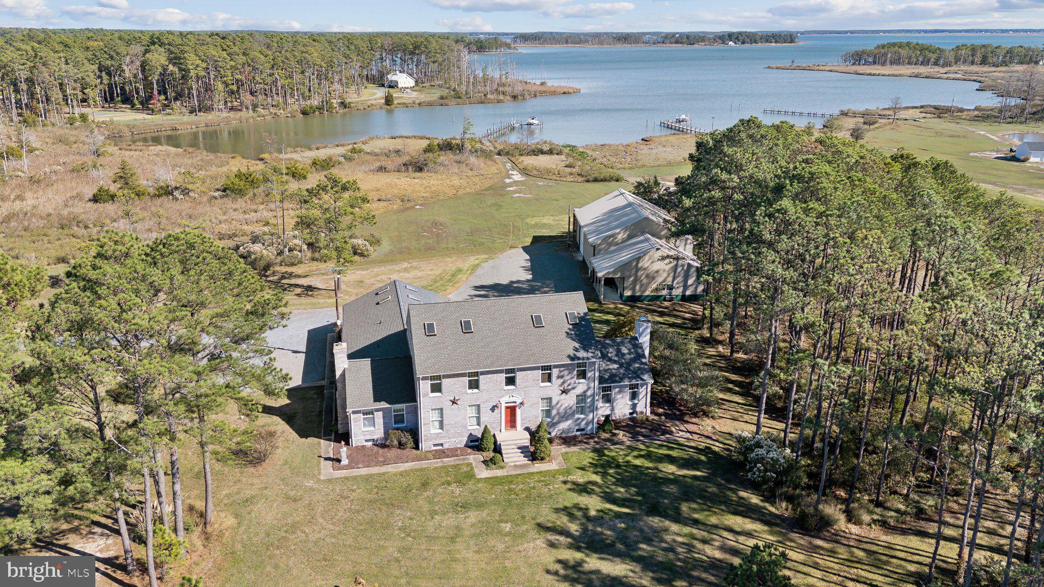 5253 RAGGED POINT ROAD
