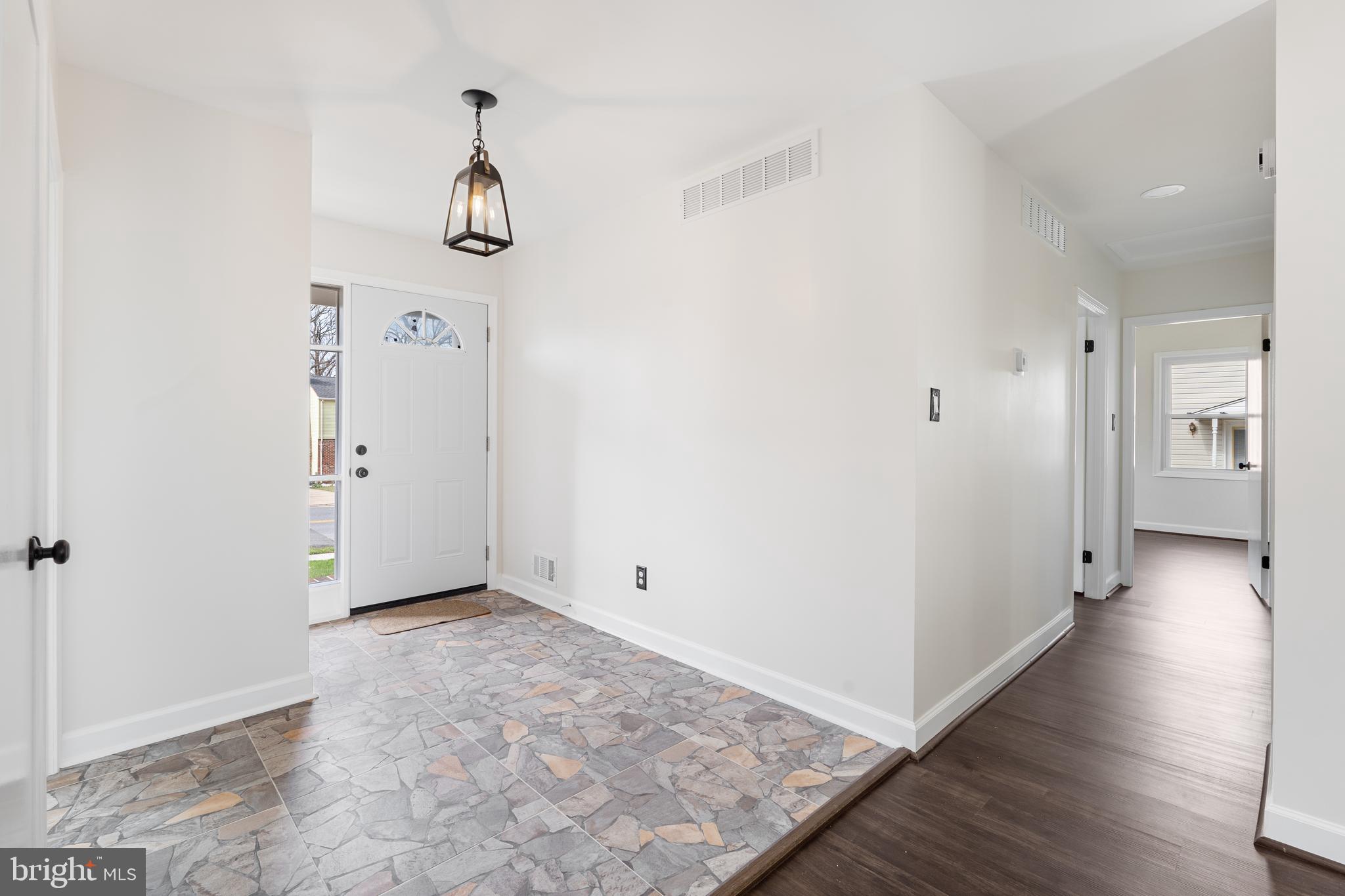 WOODBRIDGE VALLEY - Residential