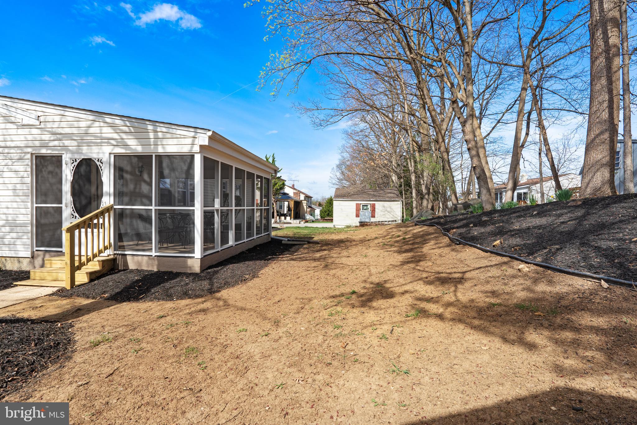 WOODBRIDGE VALLEY - Residential