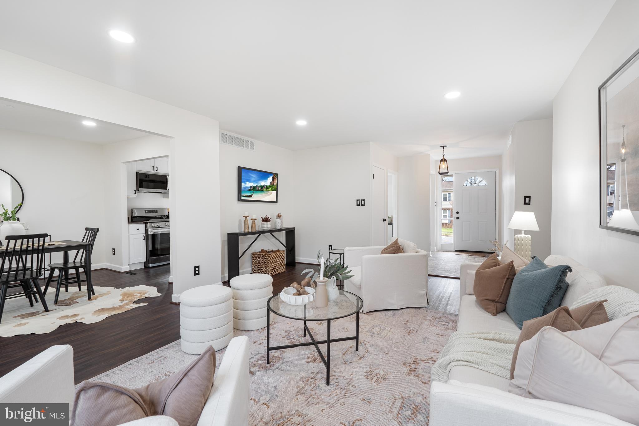 WOODBRIDGE VALLEY - Residential