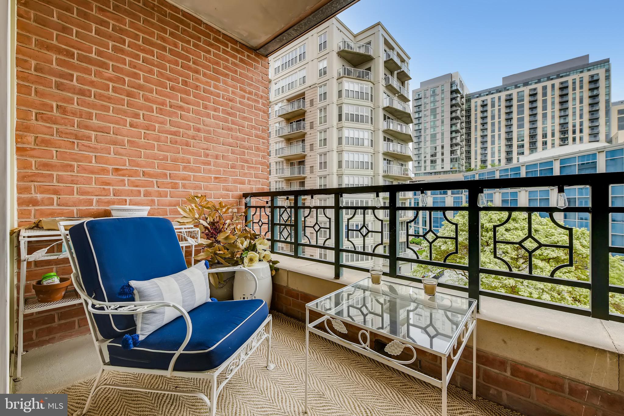 HARBOR EAST - Residential Lease