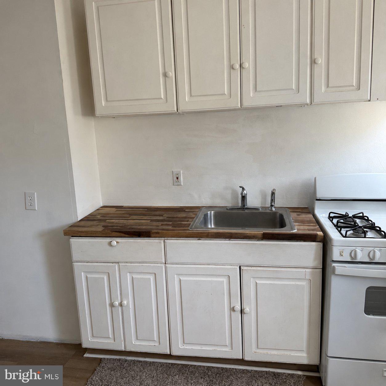 2311 BRYANT AVENUE