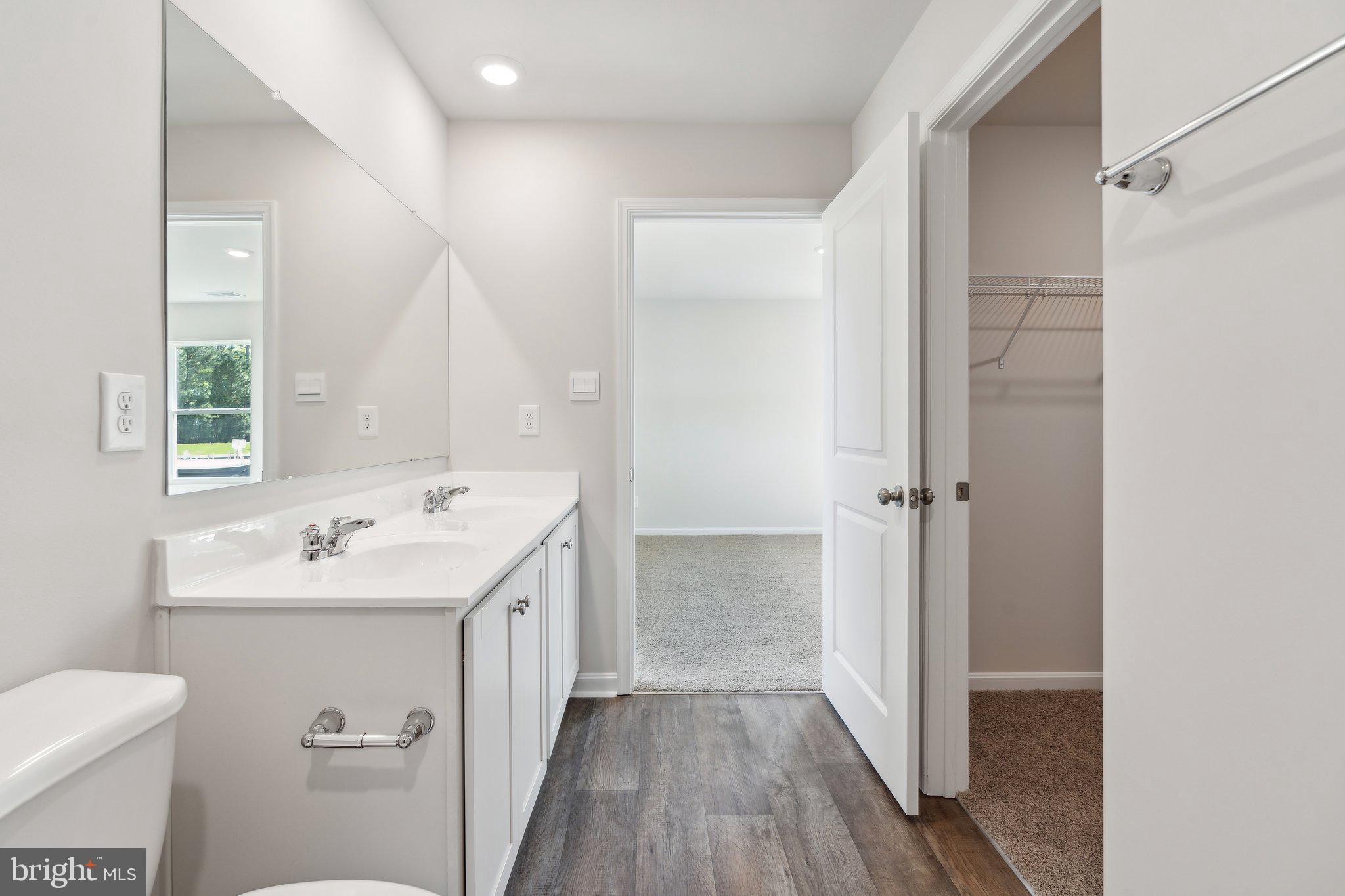 KINNAMON MEADOWS - Residential