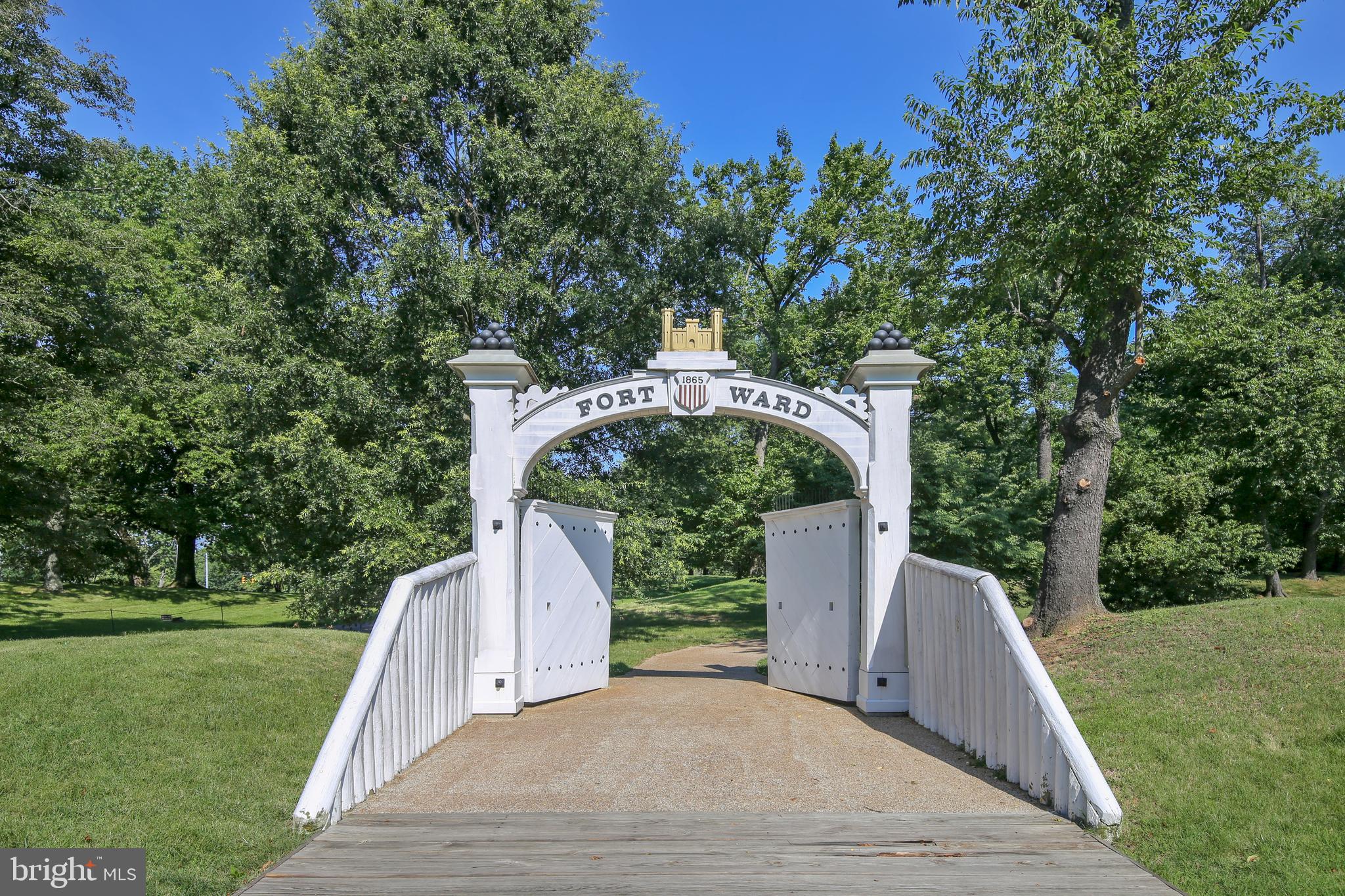 BRADDOCK HEIGHTS - Residential