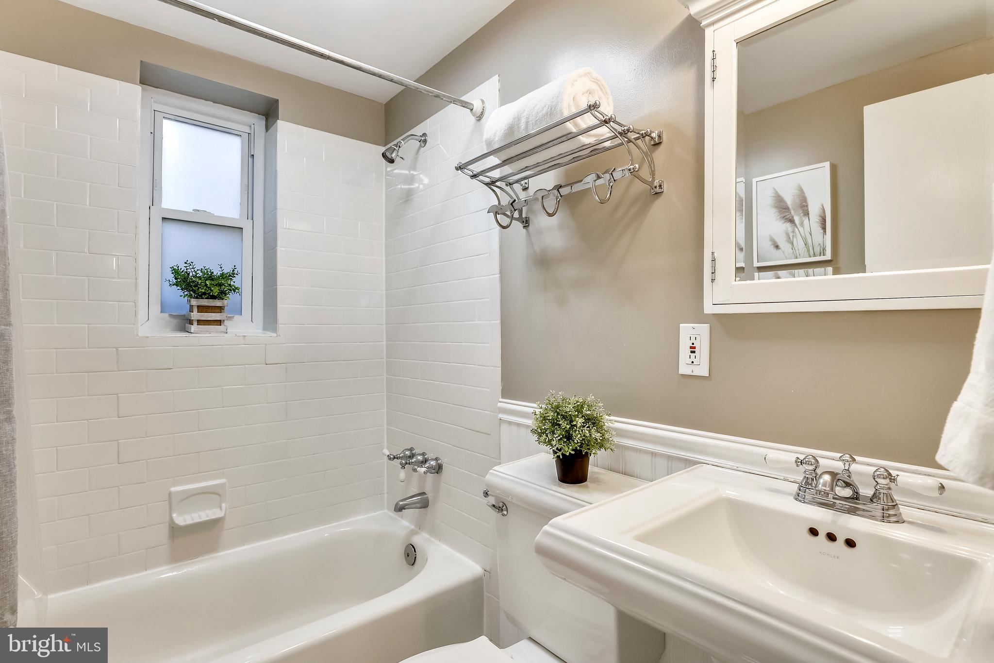 BRADDOCK HEIGHTS - Residential