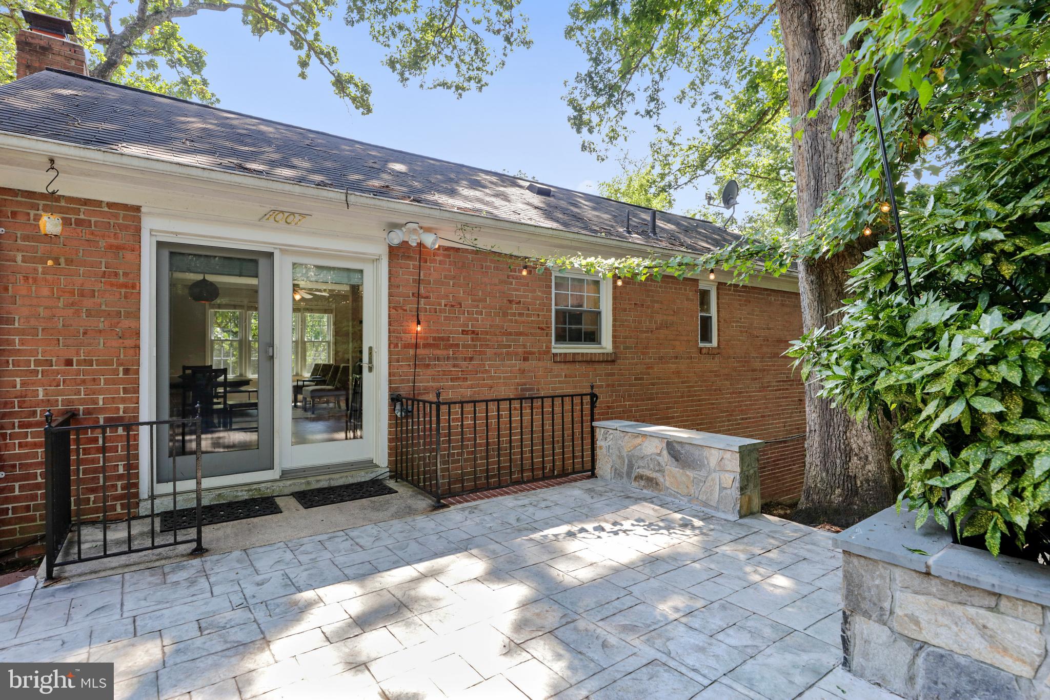 BRADDOCK HEIGHTS - Residential