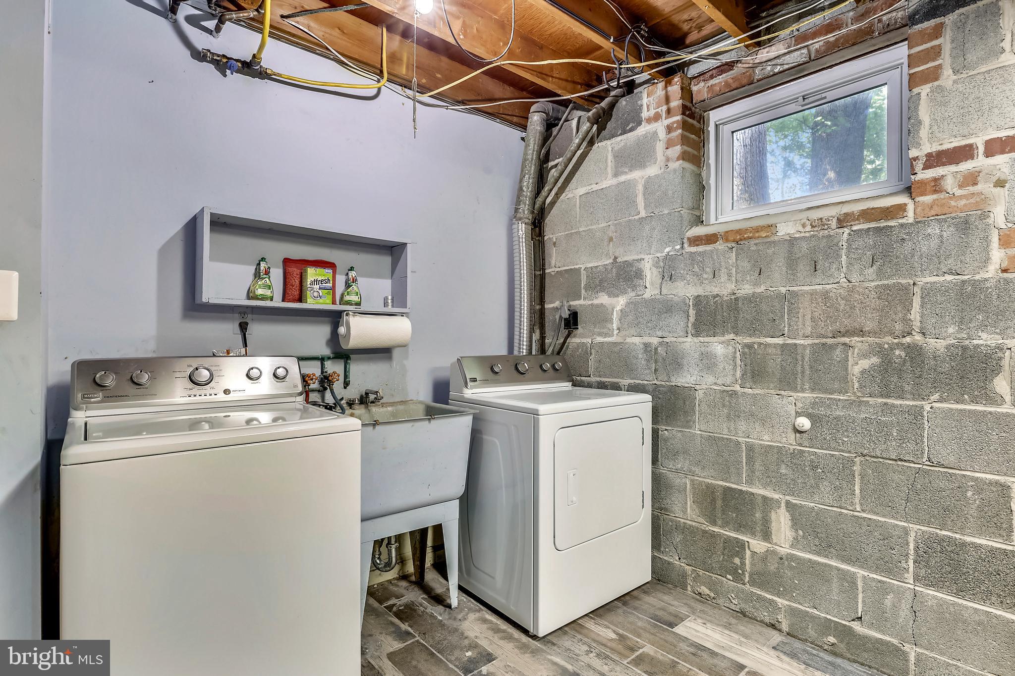 BRADDOCK HEIGHTS - Residential