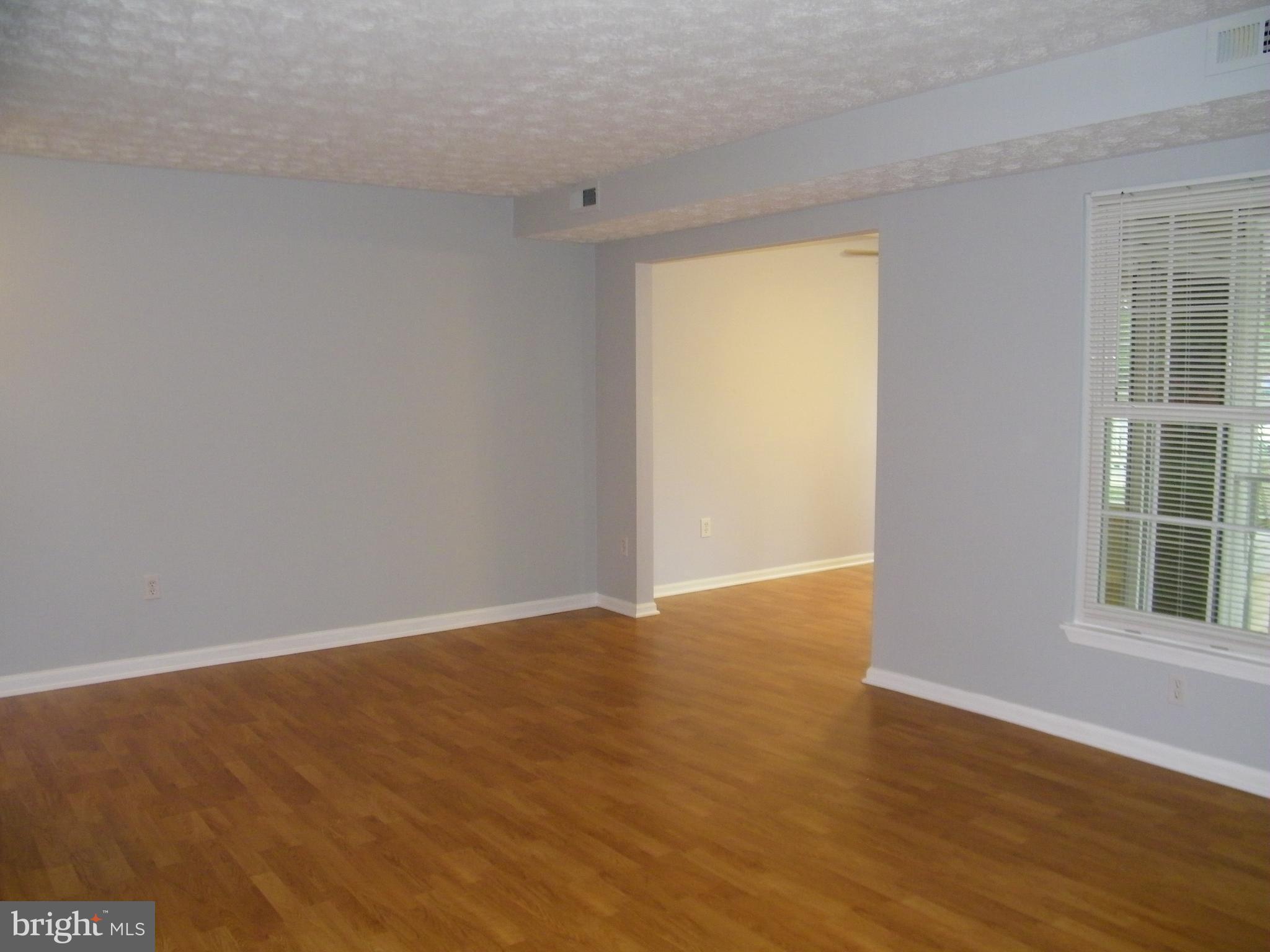 DEEP CREEK COMMONS - Residential Lease