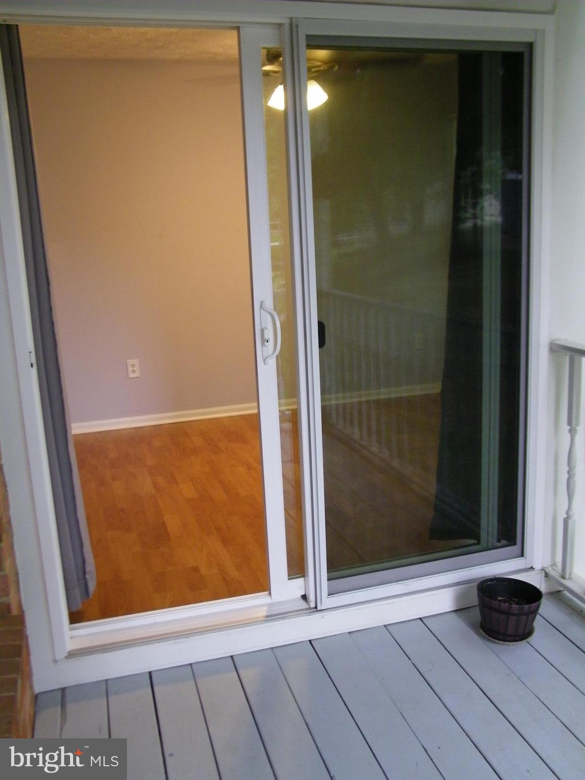 DEEP CREEK COMMONS - Residential Lease