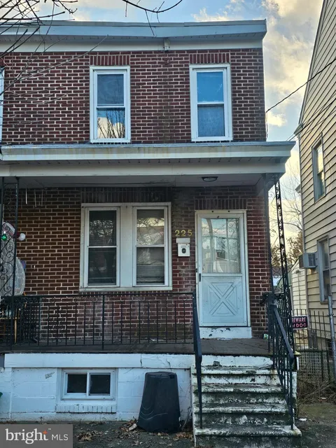 225 Franklin Street, Trenton, NJ MLS: NJME2070444