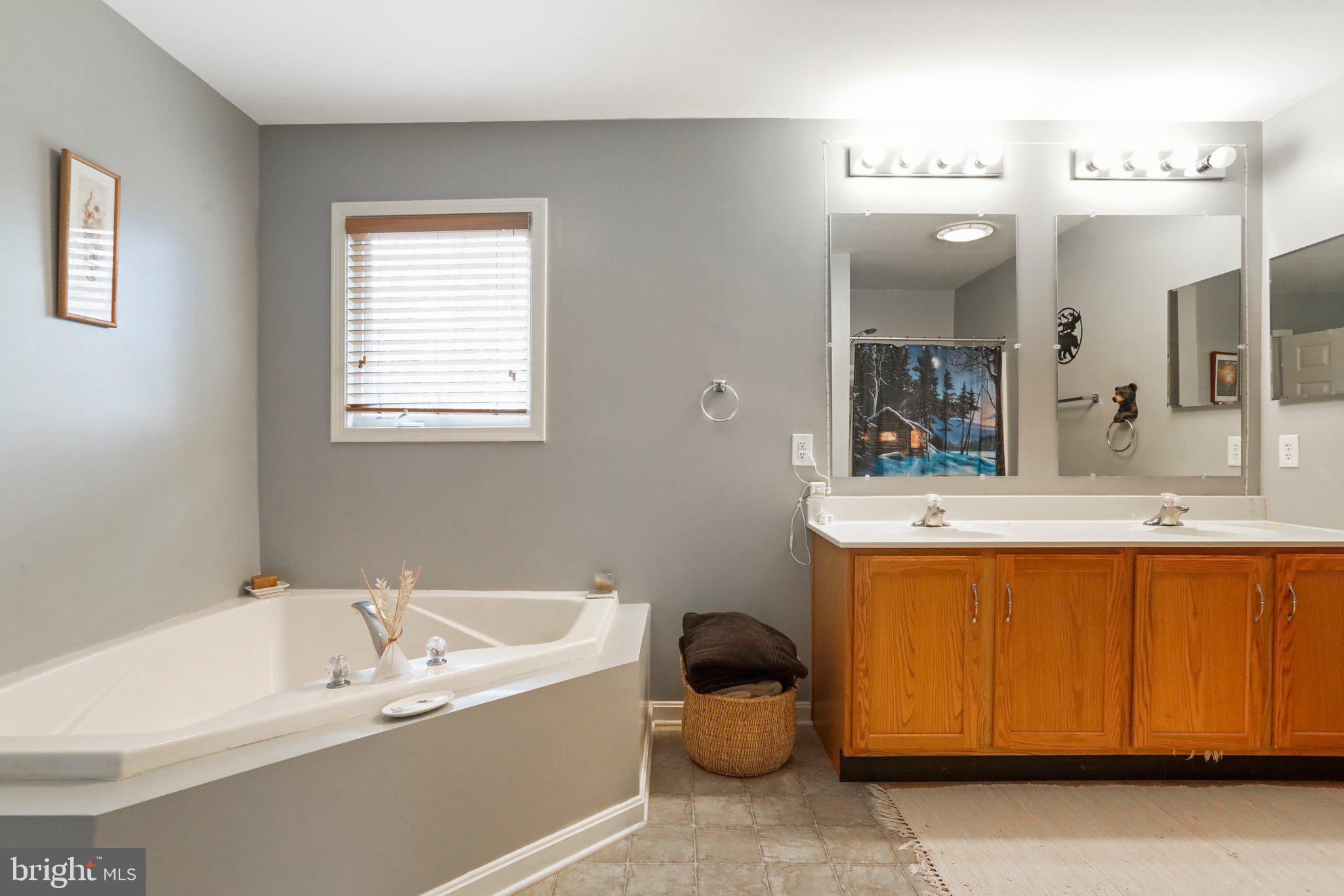 THE WOODS - Residential