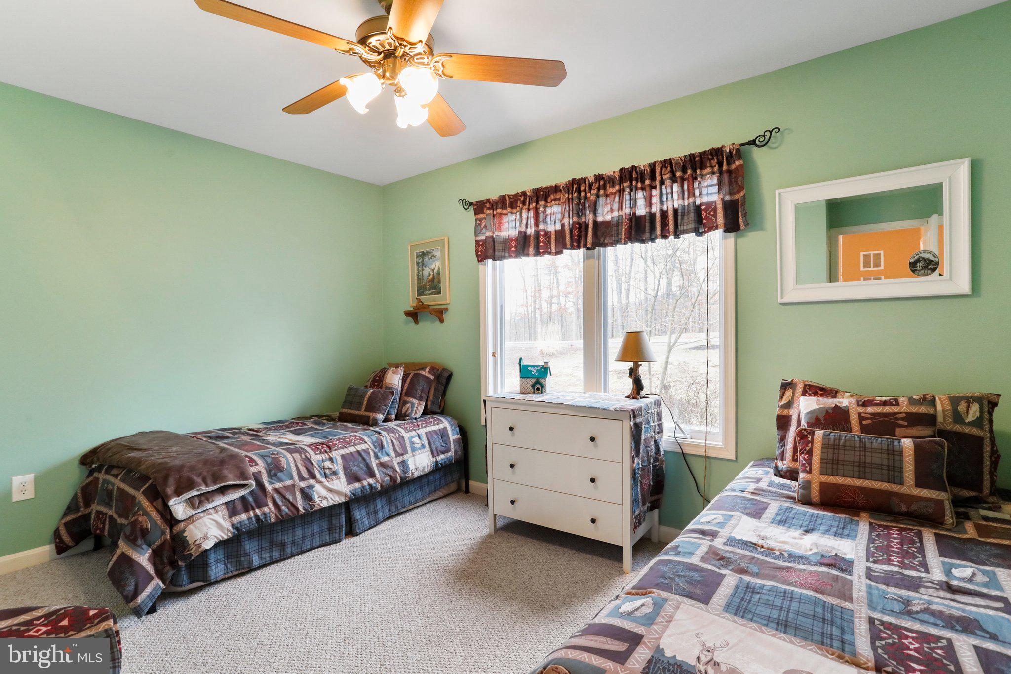 THE WOODS - Residential