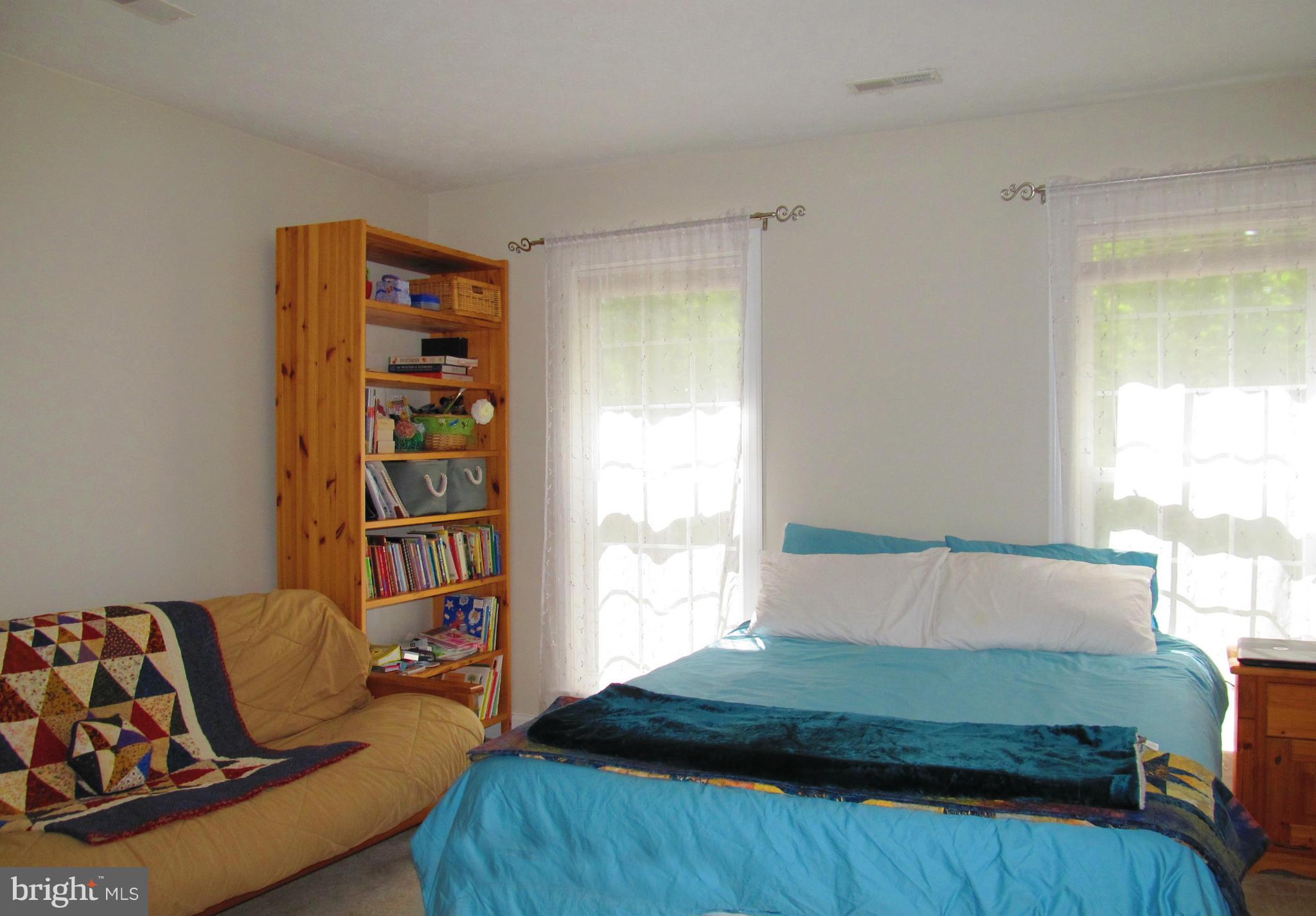 WARREN J WILLETT'S SUB - Residential