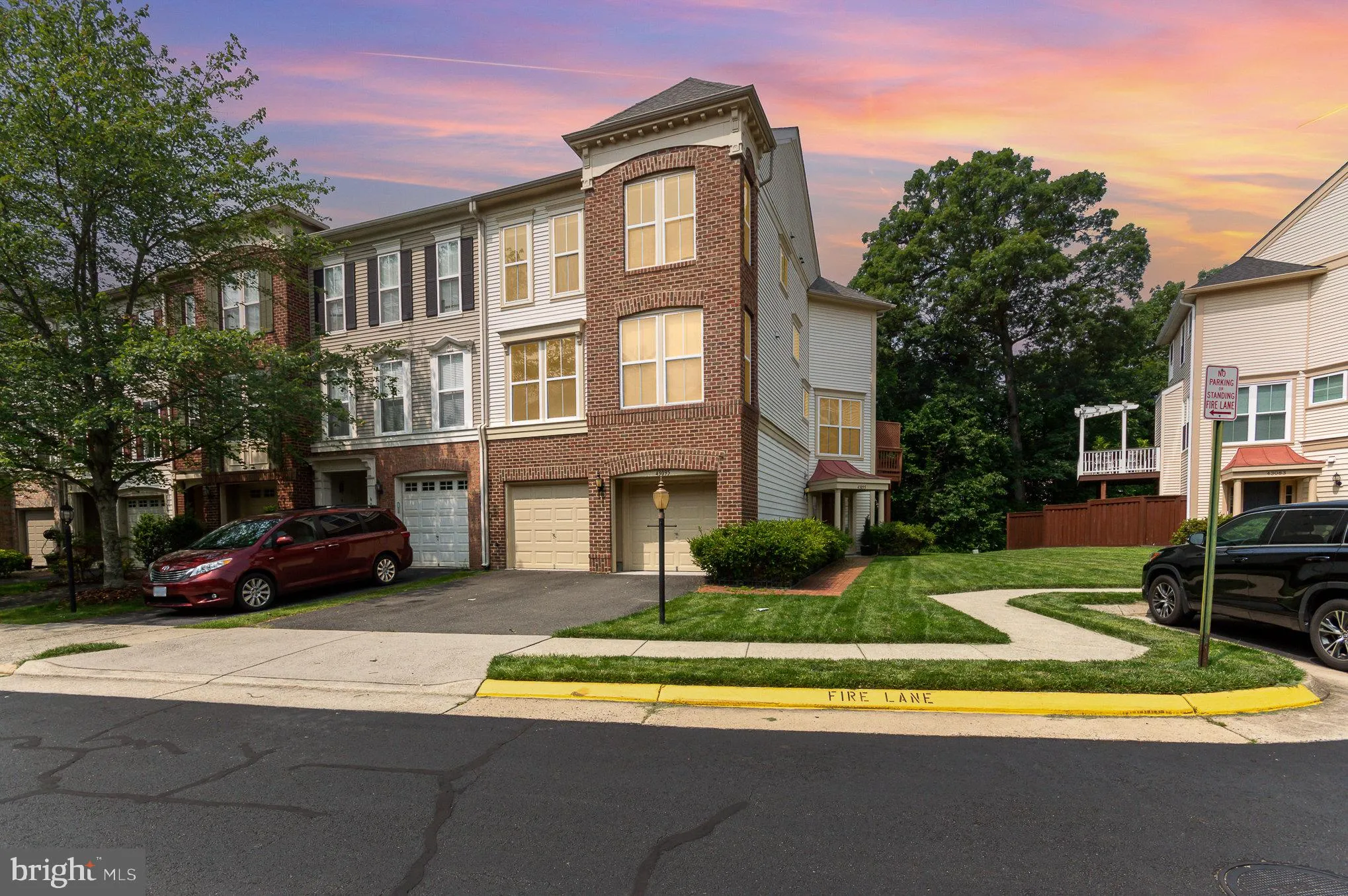 43095 Hunters Green Square, Broadlands, VA 20148