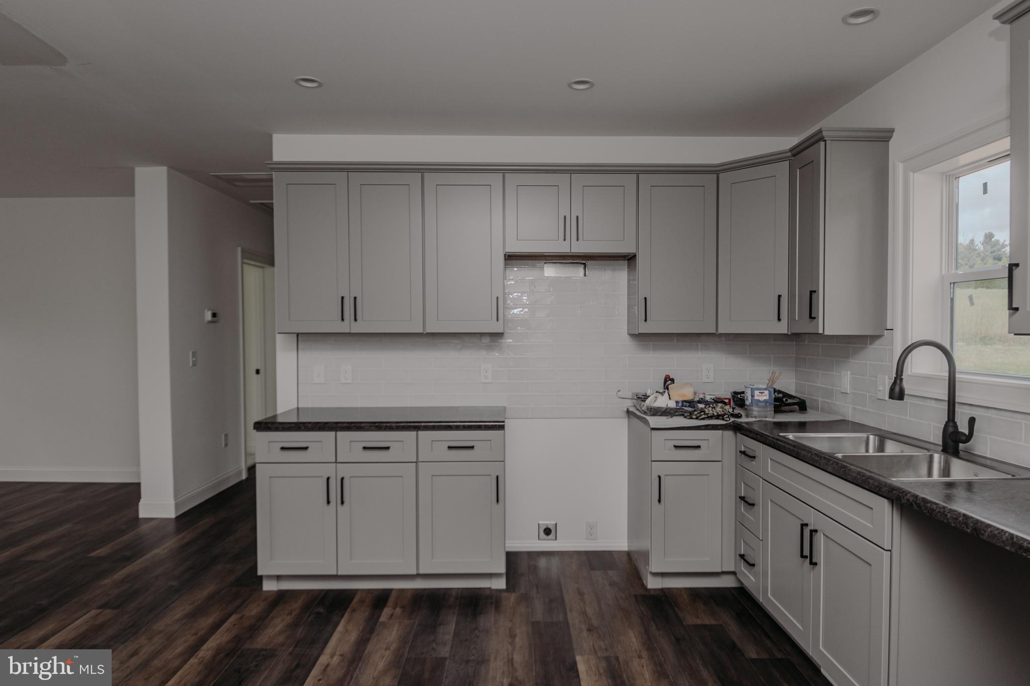 GRANTSVILLE - Residential