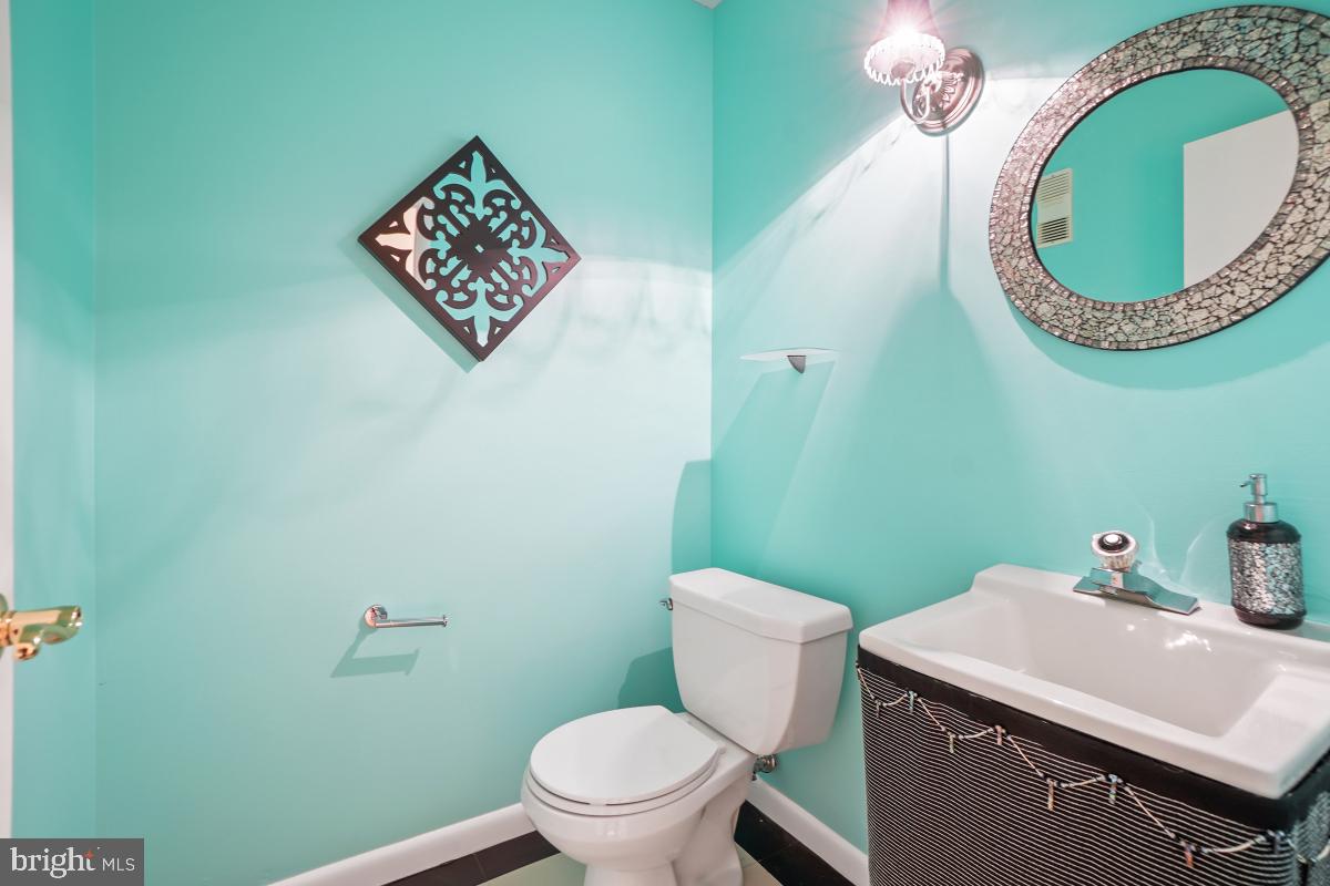 RESTON - Residential