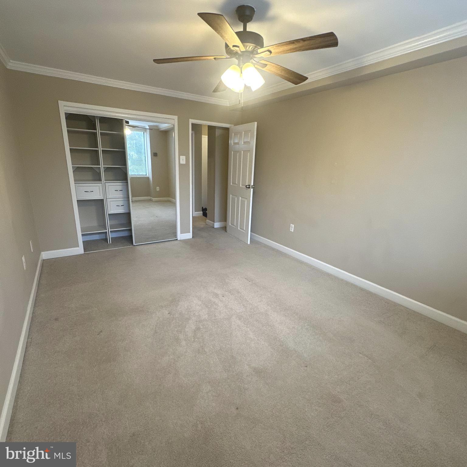 RIVER TOWERS - Residential