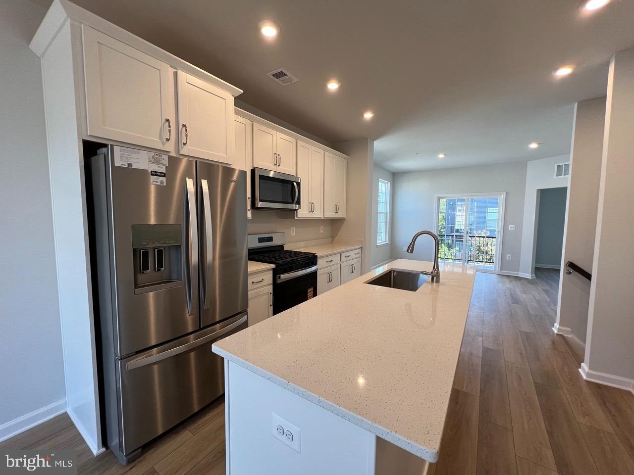 SIGNAL HILL - Residential Lease