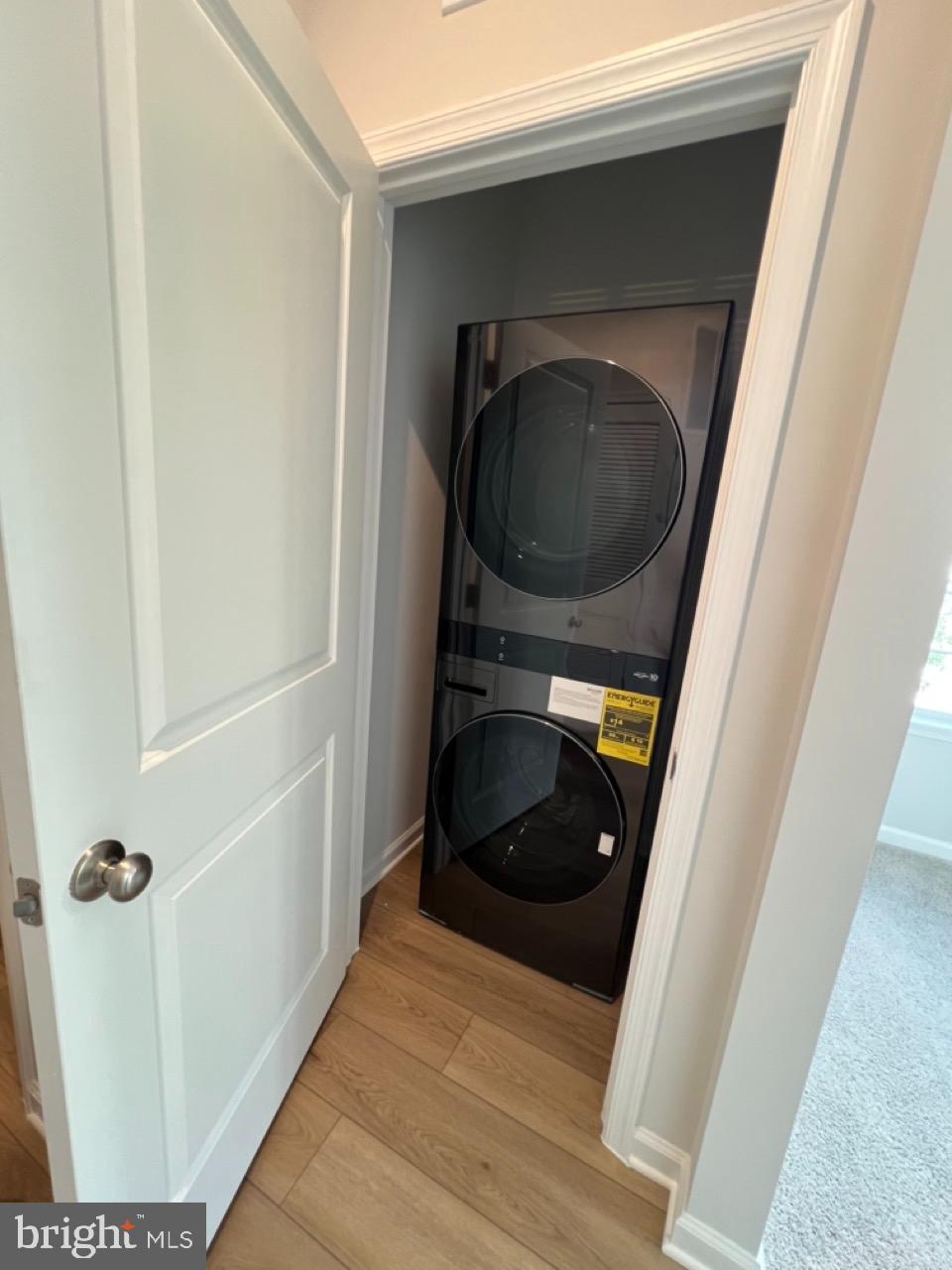 SIGNAL HILL - Residential Lease