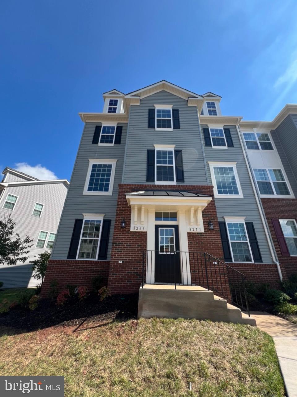 SIGNAL HILL - Residential Lease