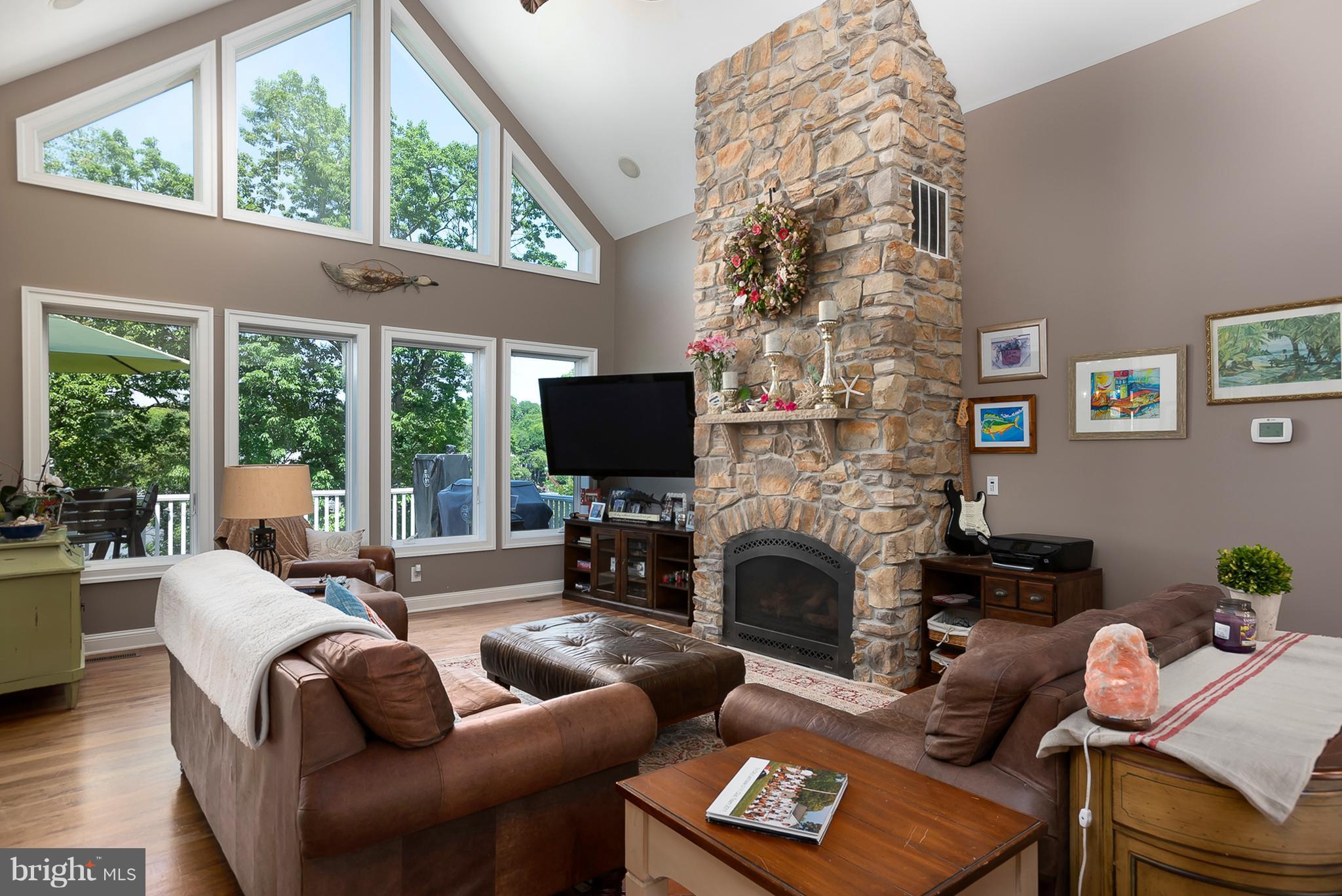 ARDEN ON THE SEVERN - Residential