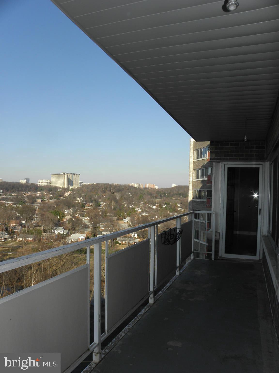 PAVILION ON THE PARK - Residential Lease