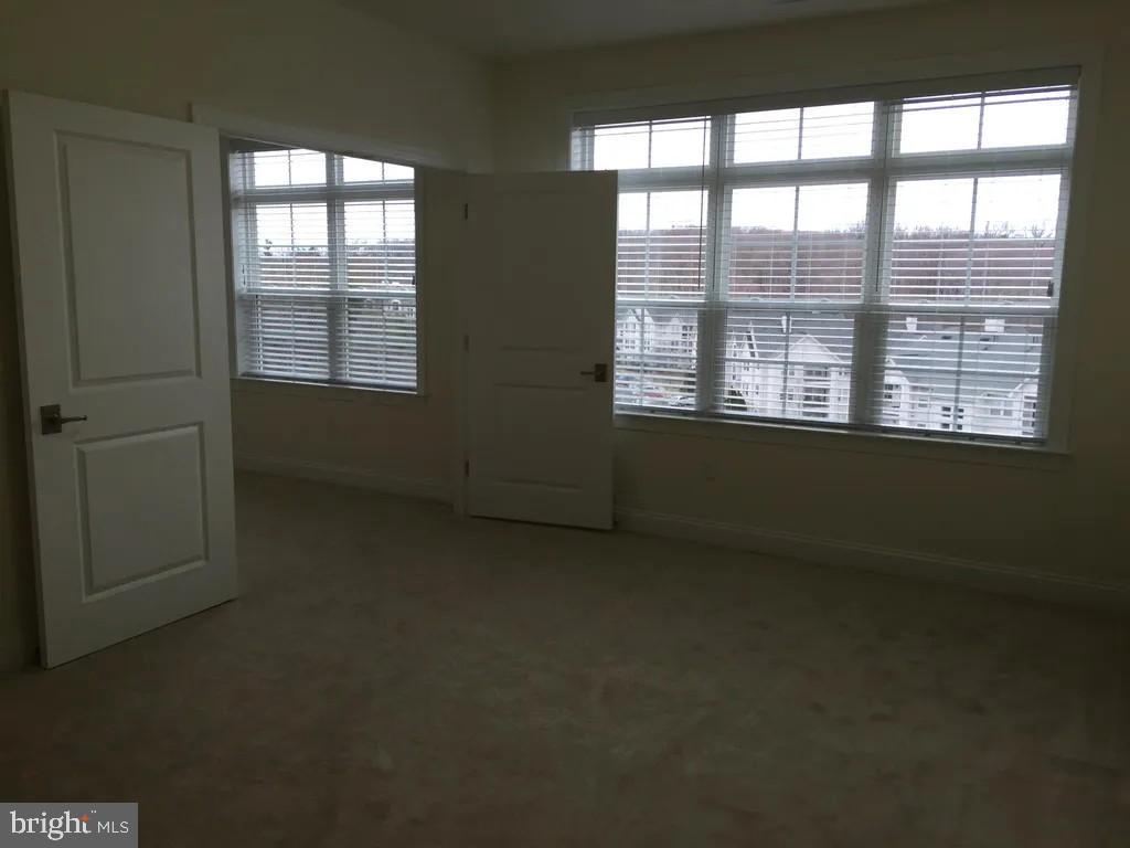 WESTTOWN RESERVE - Residential Lease