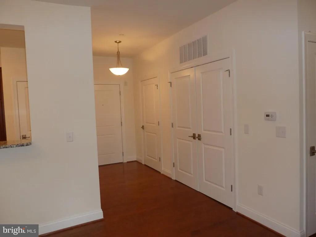 WESTTOWN RESERVE - Residential Lease