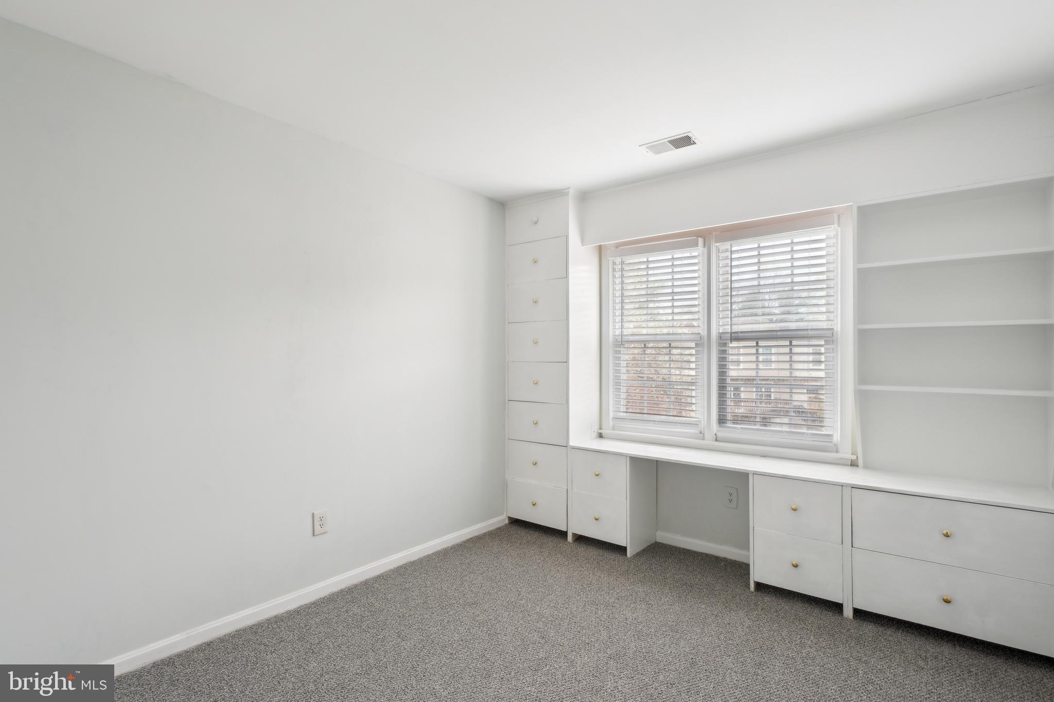 CARROLL PARK MANOR - Residential