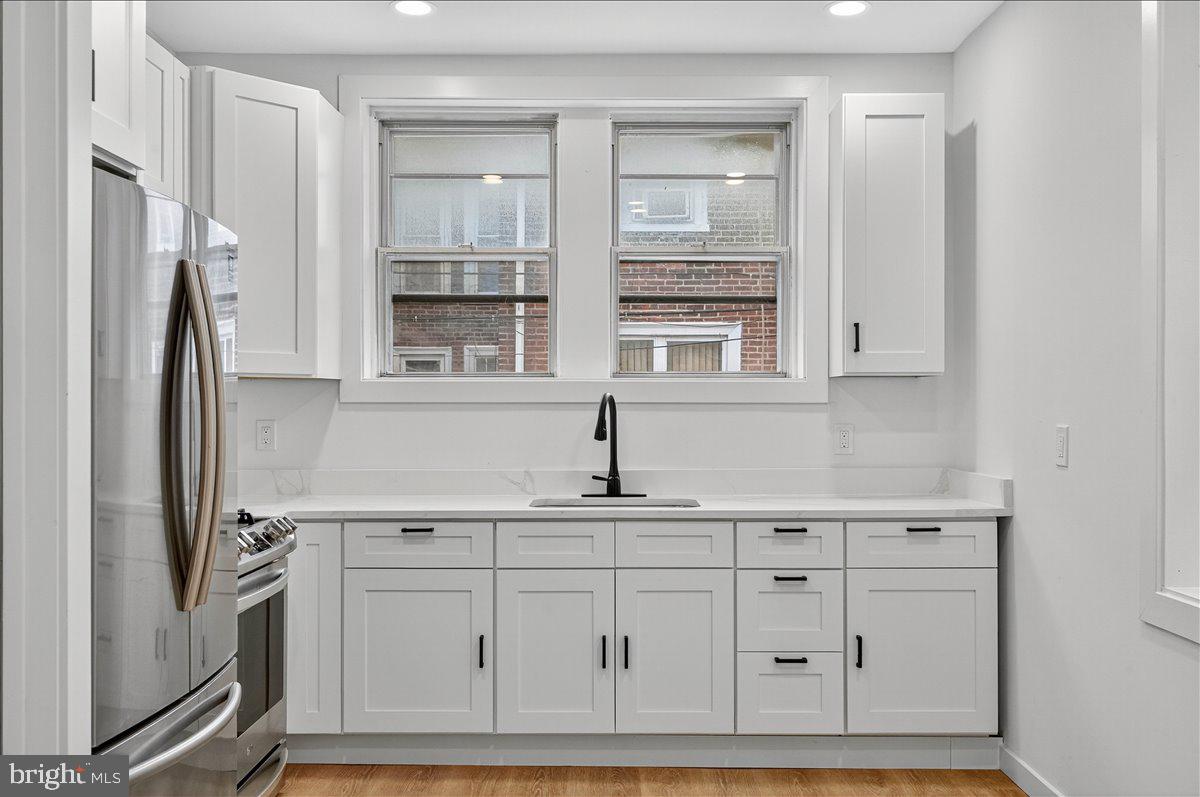 WEST OAK LANE - Residential