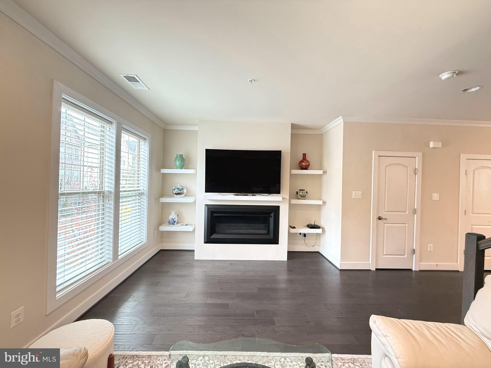 CROWN FARM - Residential Lease