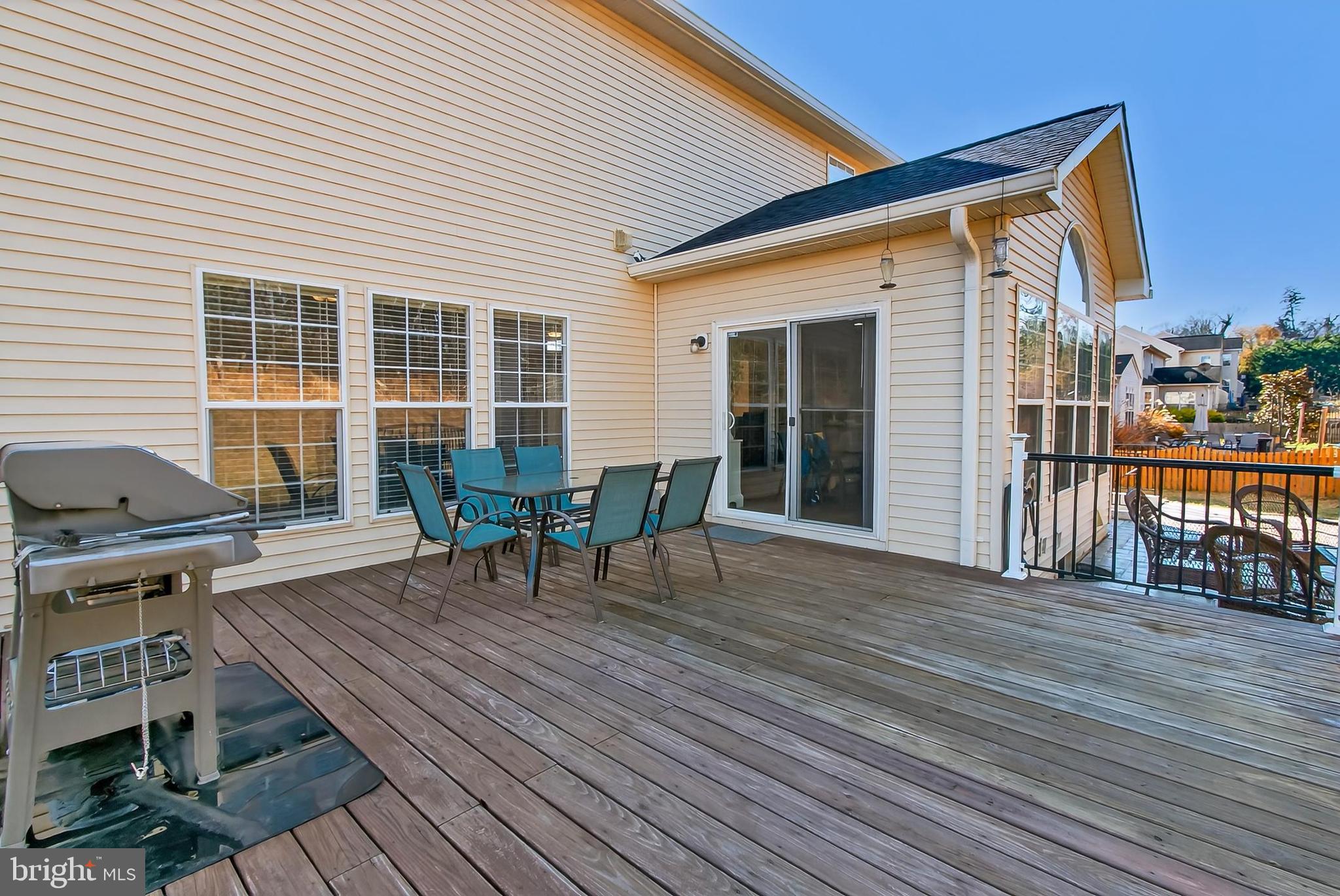 MONROE ESTATES - Residential