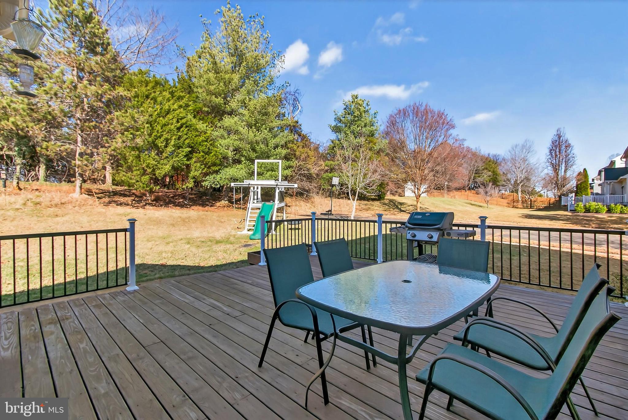 MONROE ESTATES - Residential