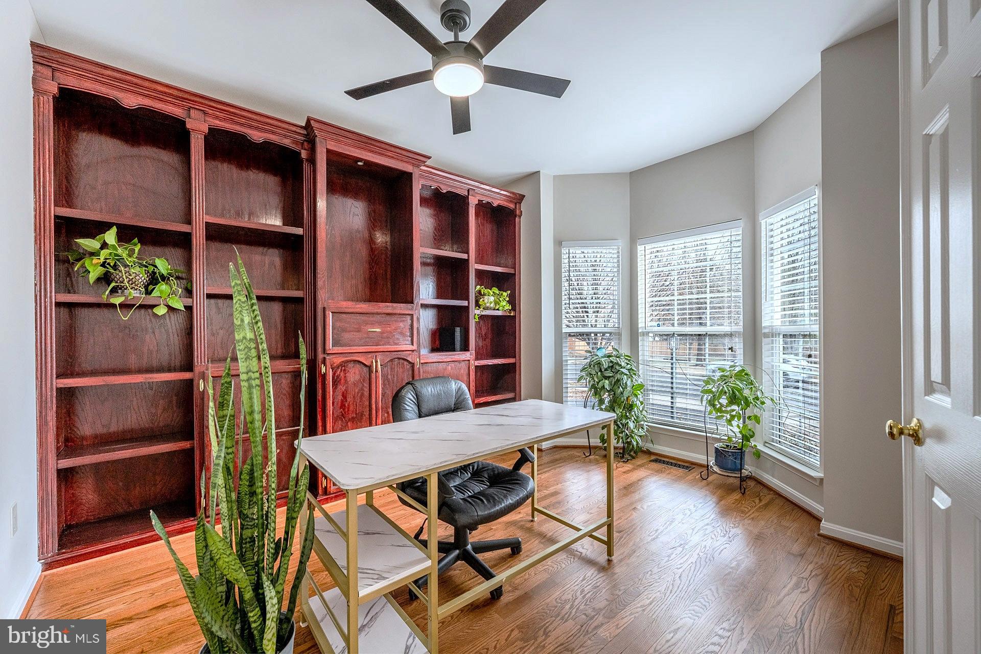 MONROE ESTATES - Residential