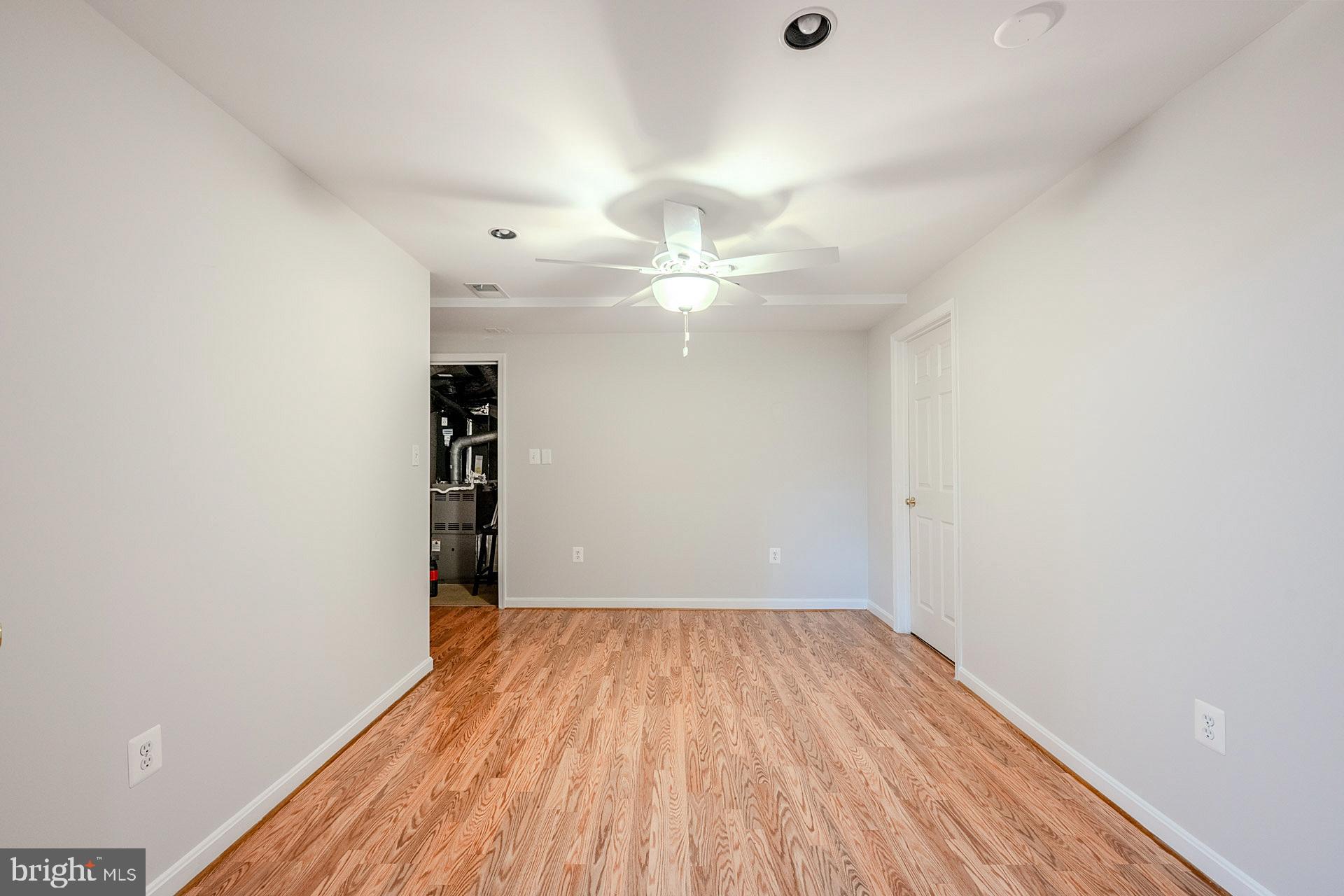 MONROE ESTATES - Residential