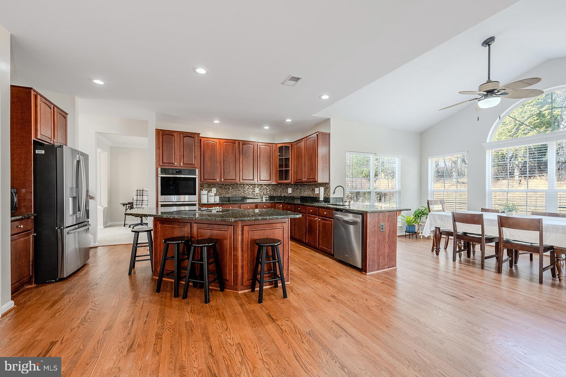 MONROE ESTATES - Residential