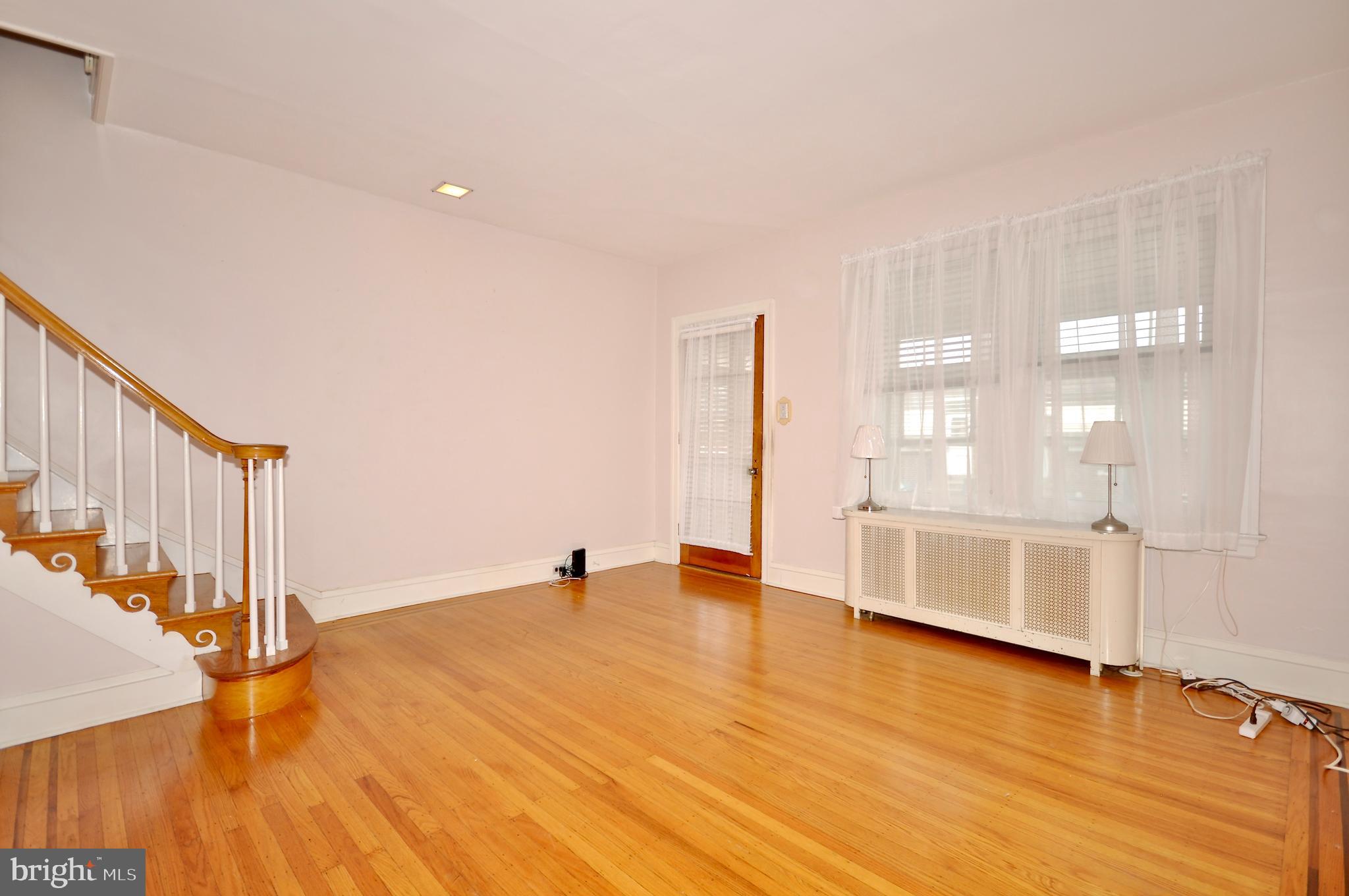 BRIDESBURG - Residential