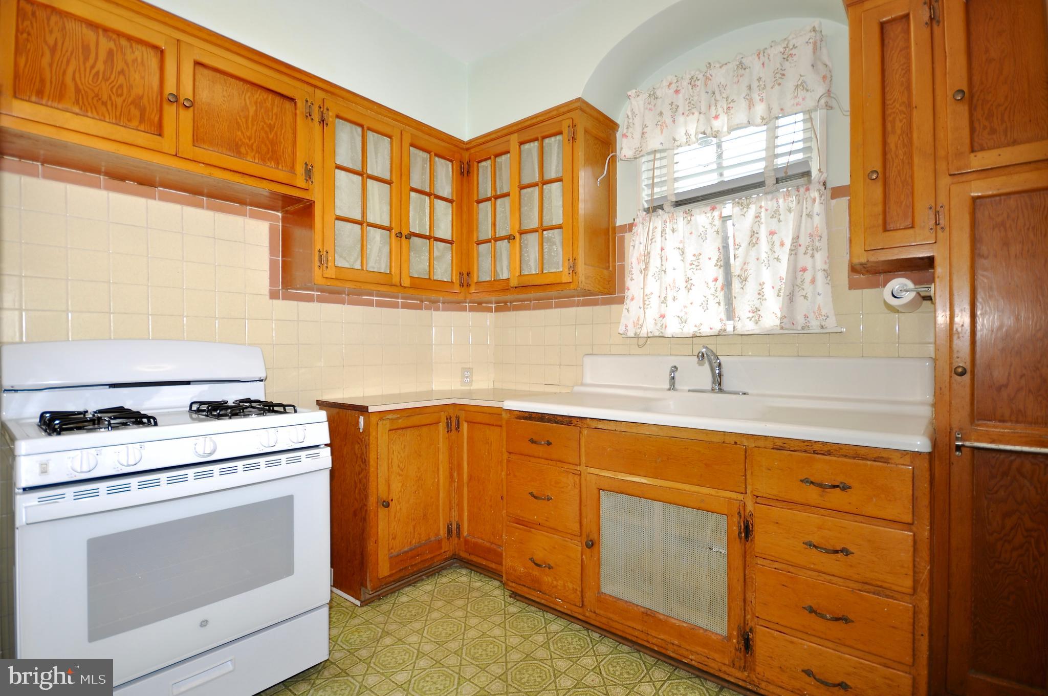 BRIDESBURG - Residential