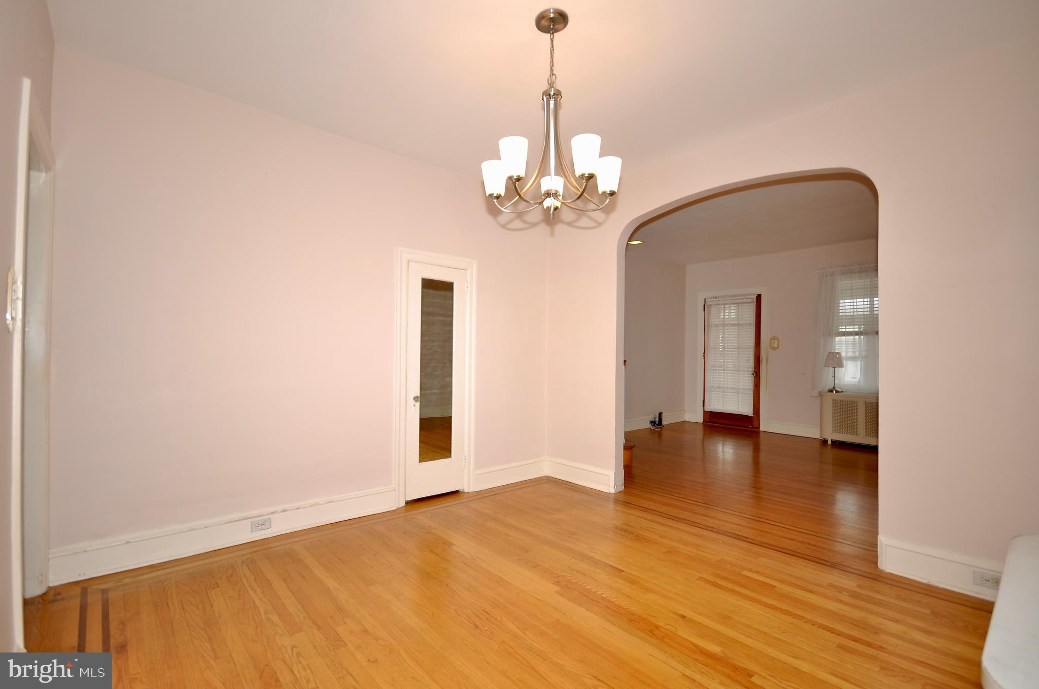 BRIDESBURG - Residential