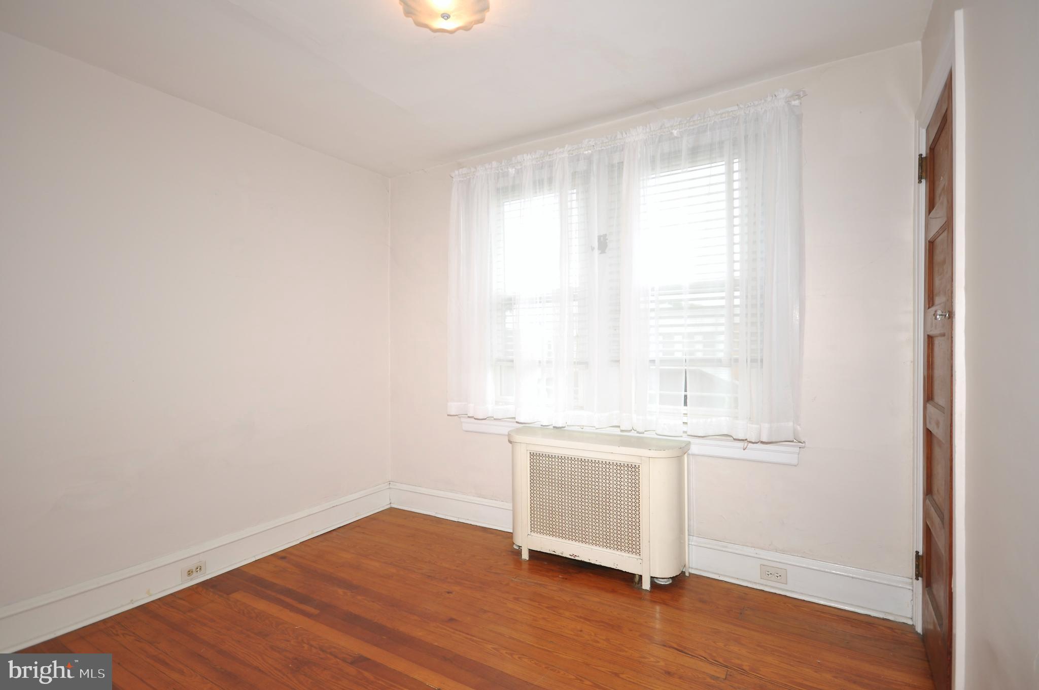 BRIDESBURG - Residential