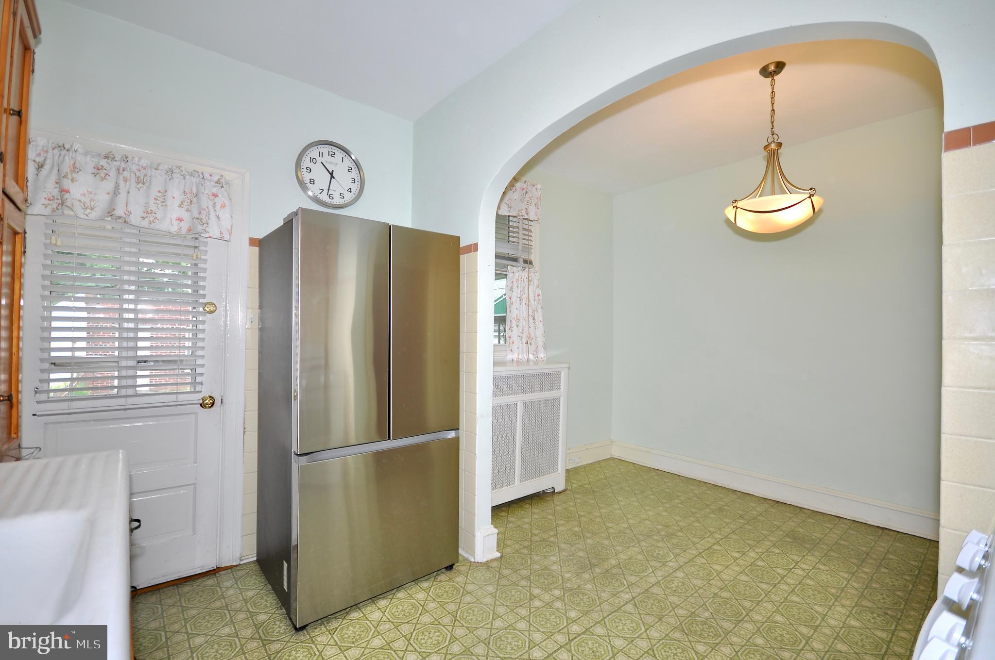 BRIDESBURG - Residential