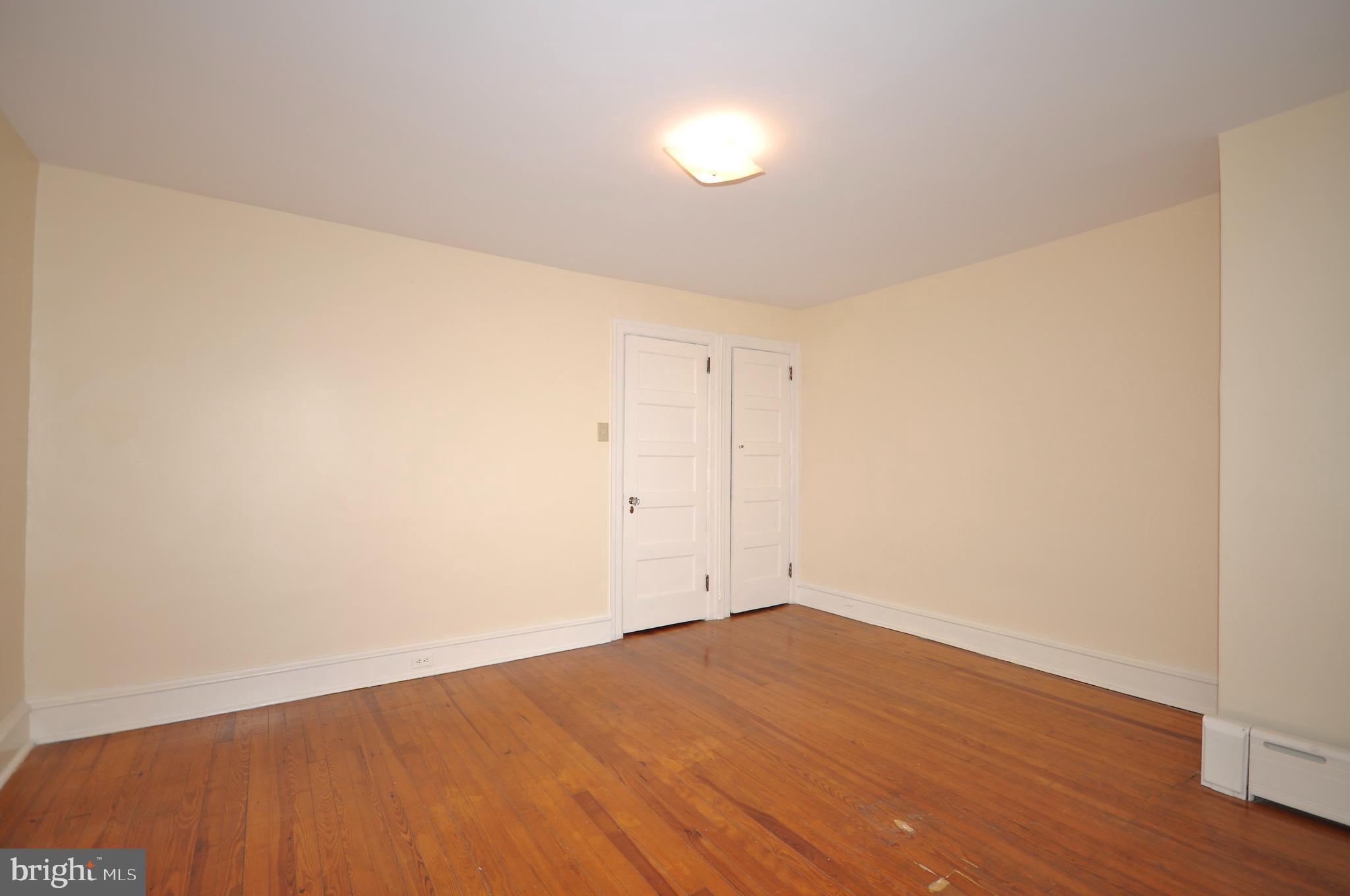 BRIDESBURG - Residential