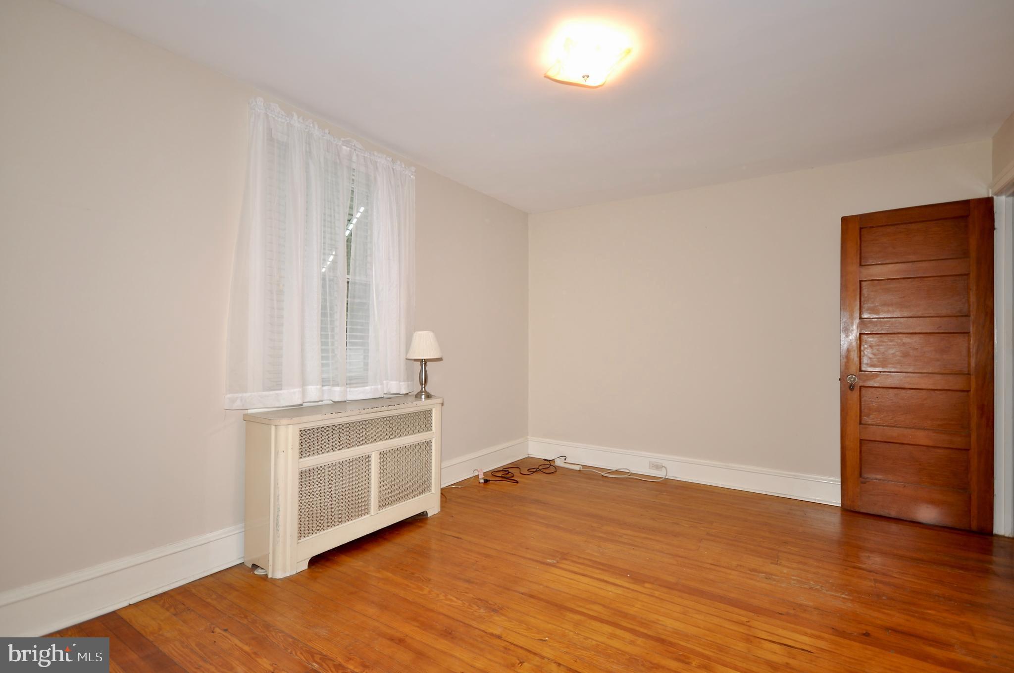 BRIDESBURG - Residential