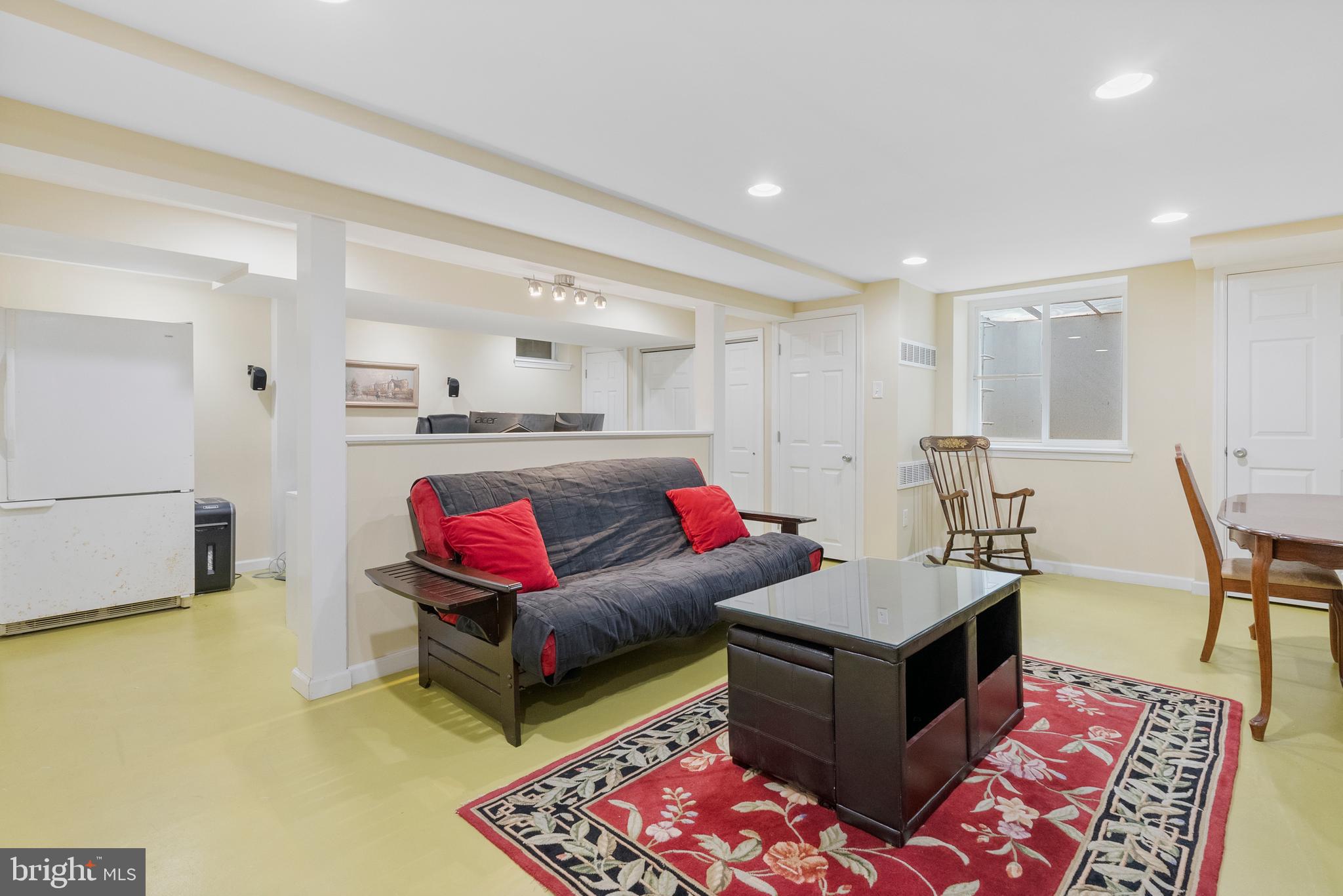 CARIBOU VILLAGE - Residential