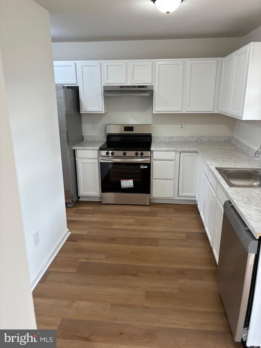 SUMMER HILL - Residential