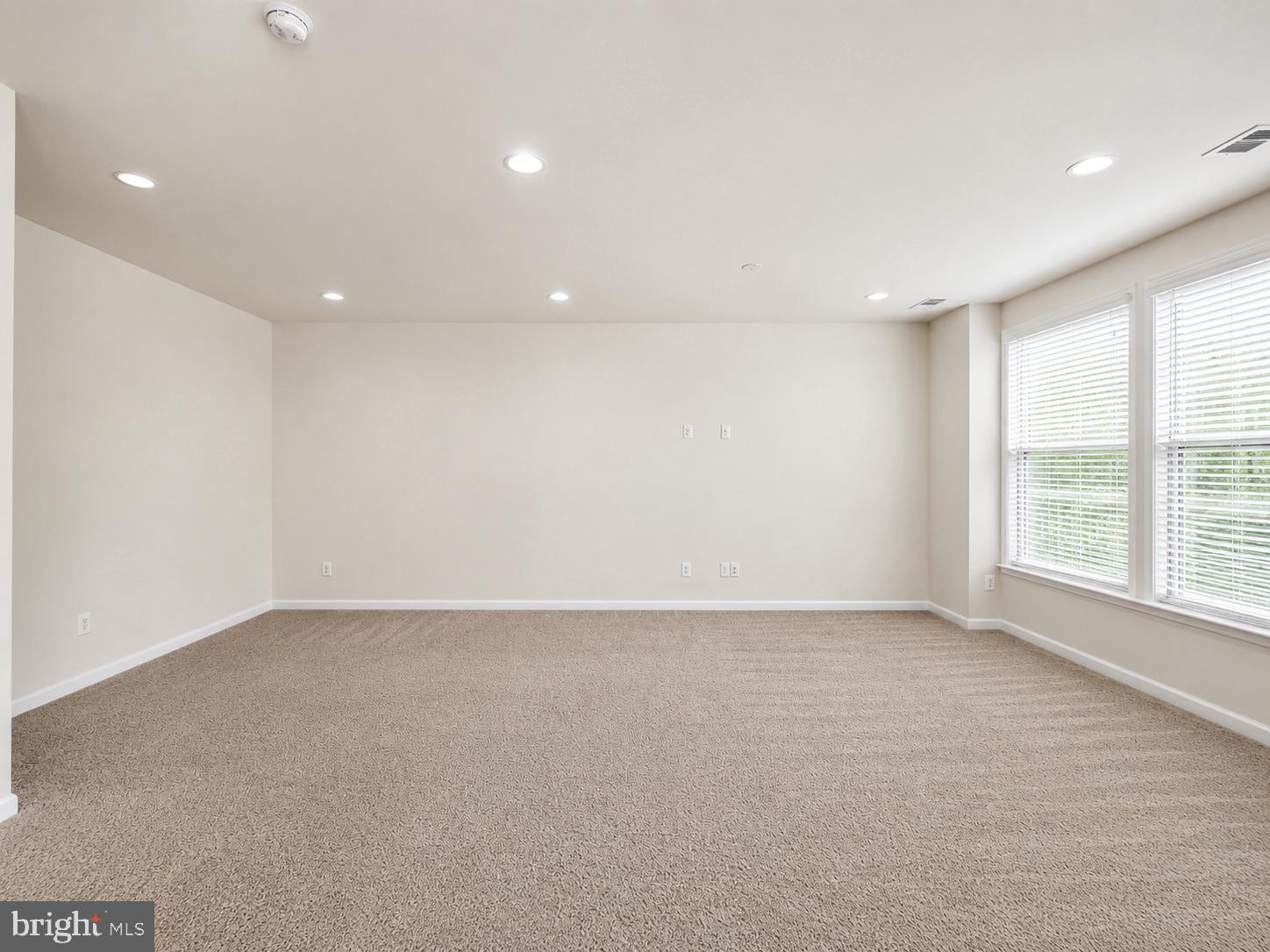 23451 EPPERSON SQUARE