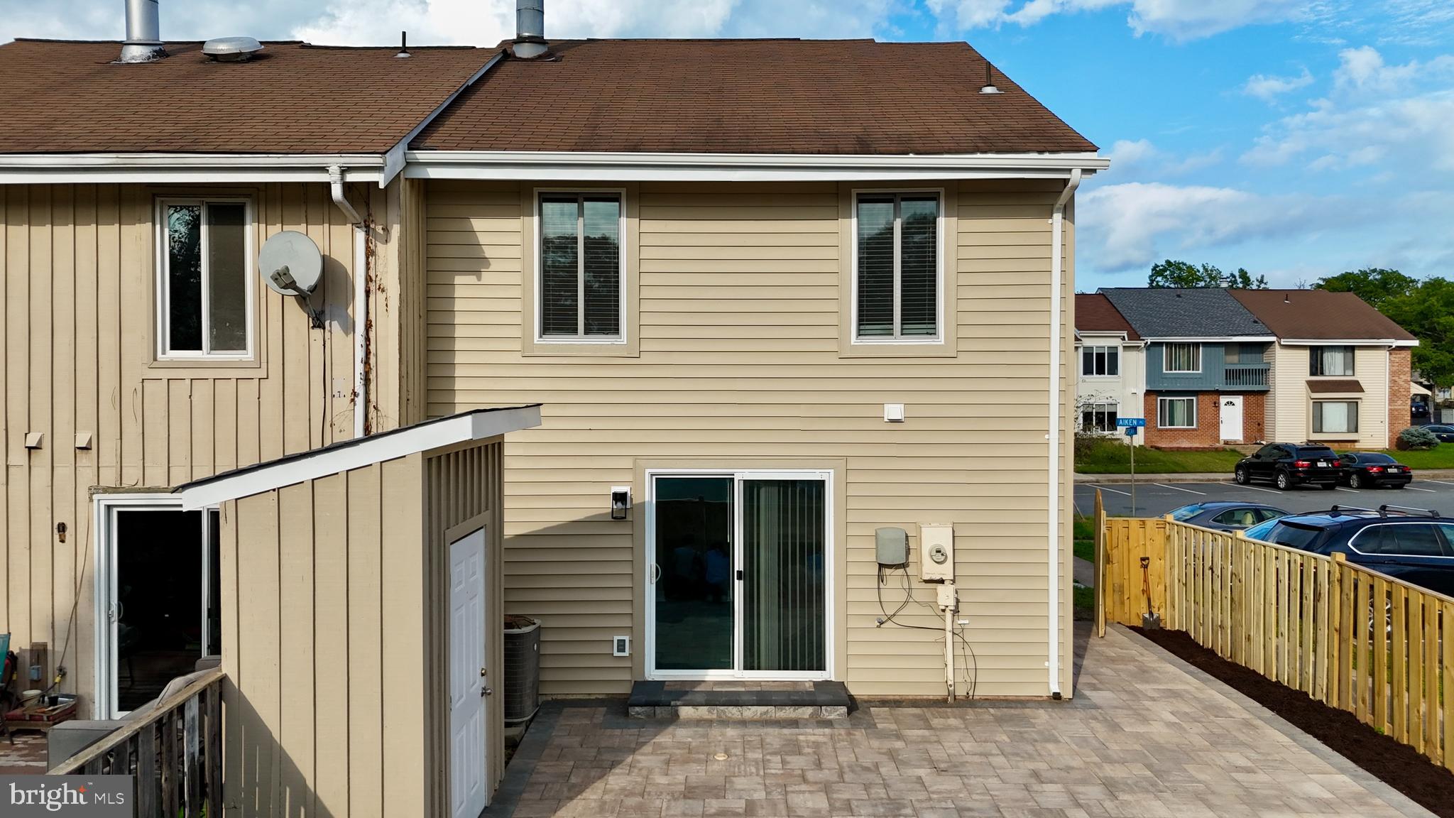 REFLECTION LAKE - Residential