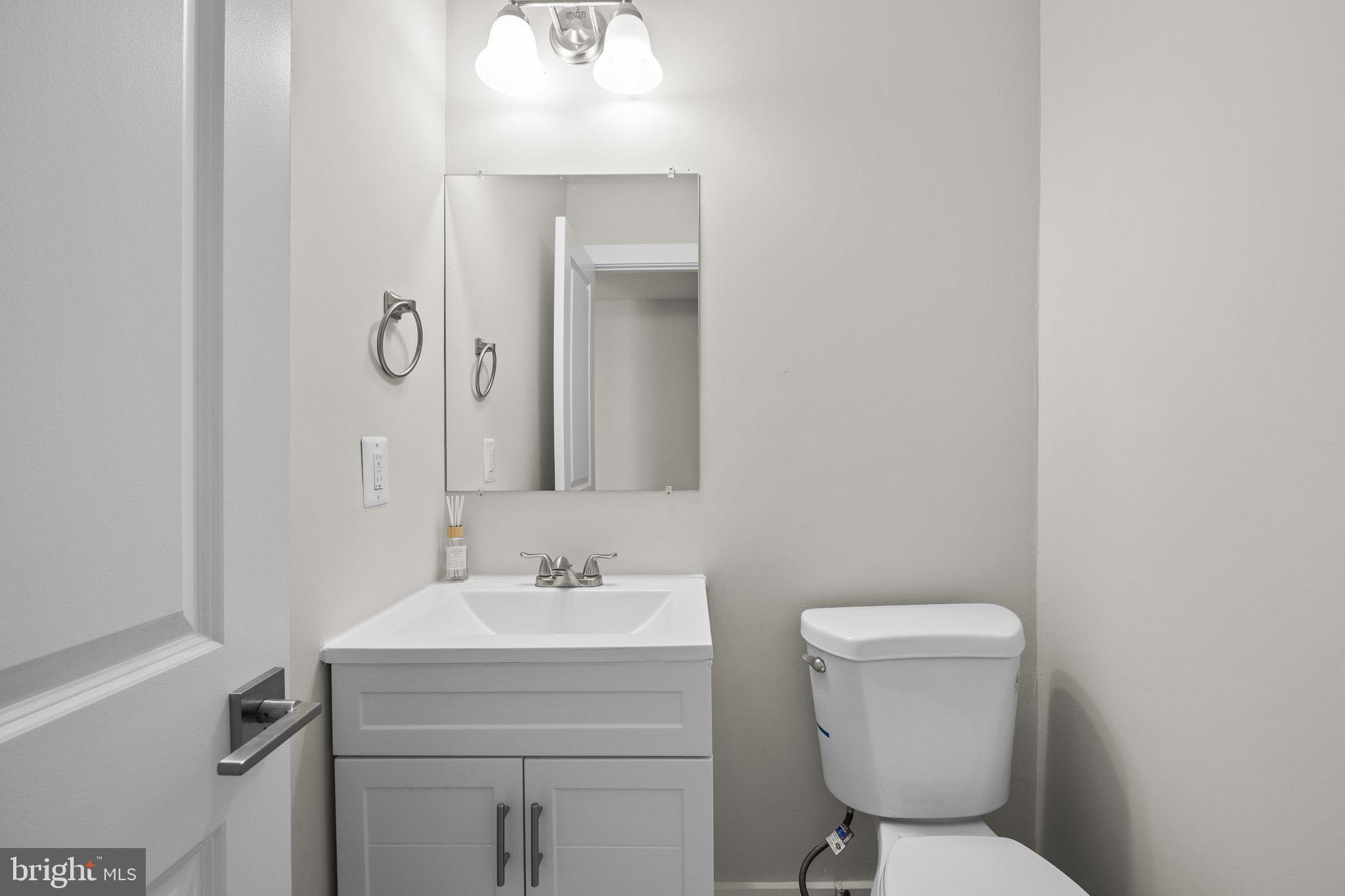 REFLECTION LAKE - Residential