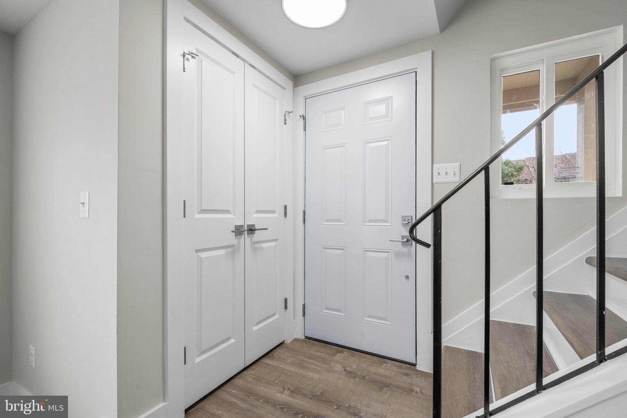 REFLECTION LAKE - Residential