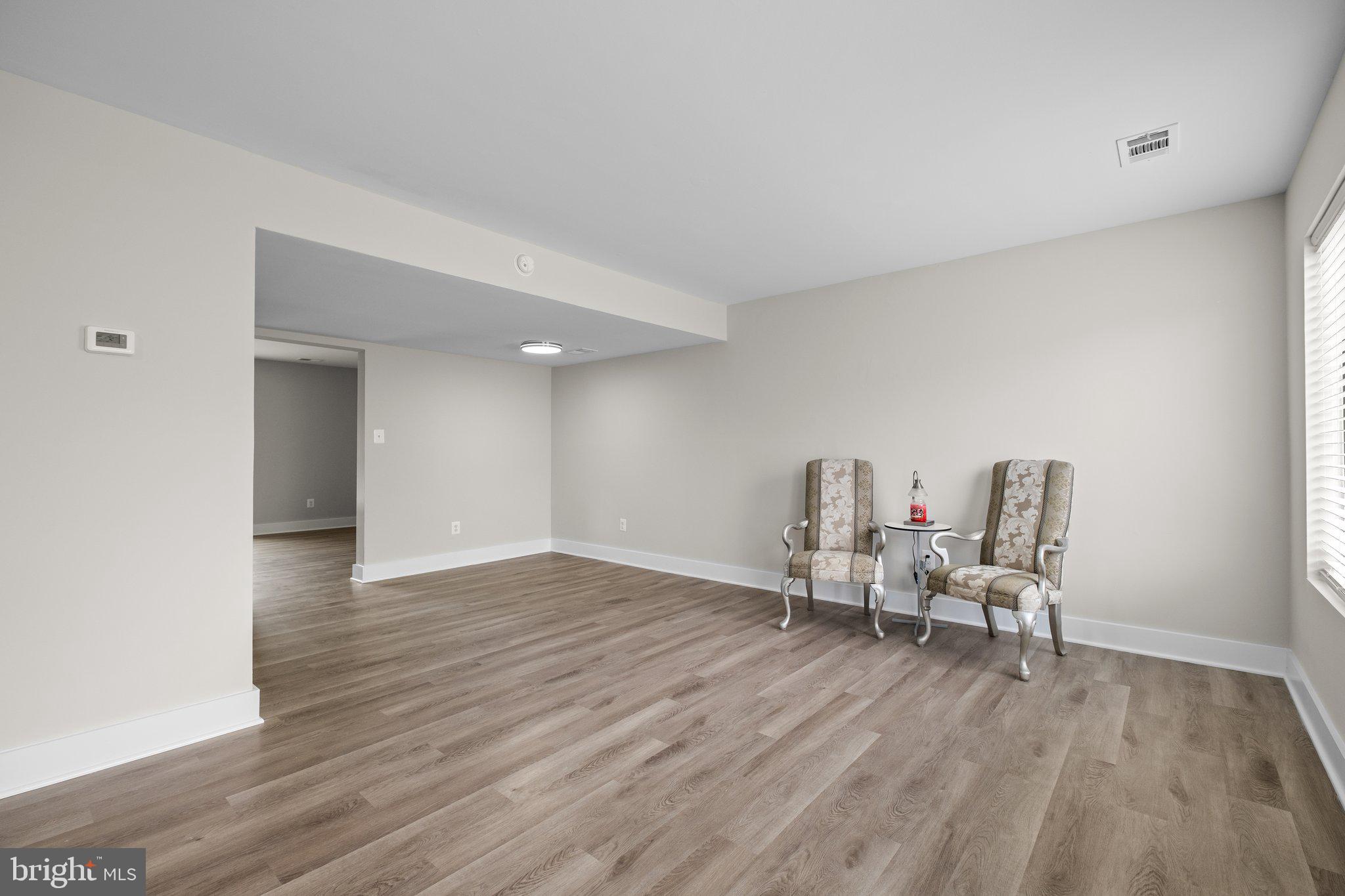 REFLECTION LAKE - Residential